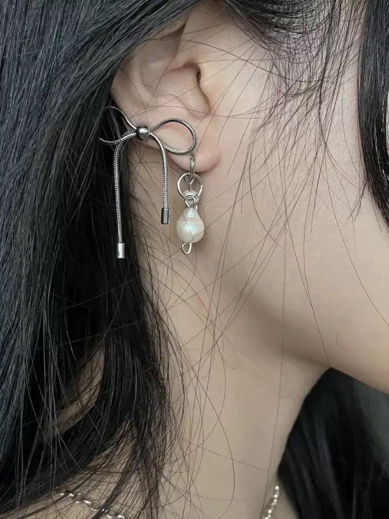 「earrings V14」