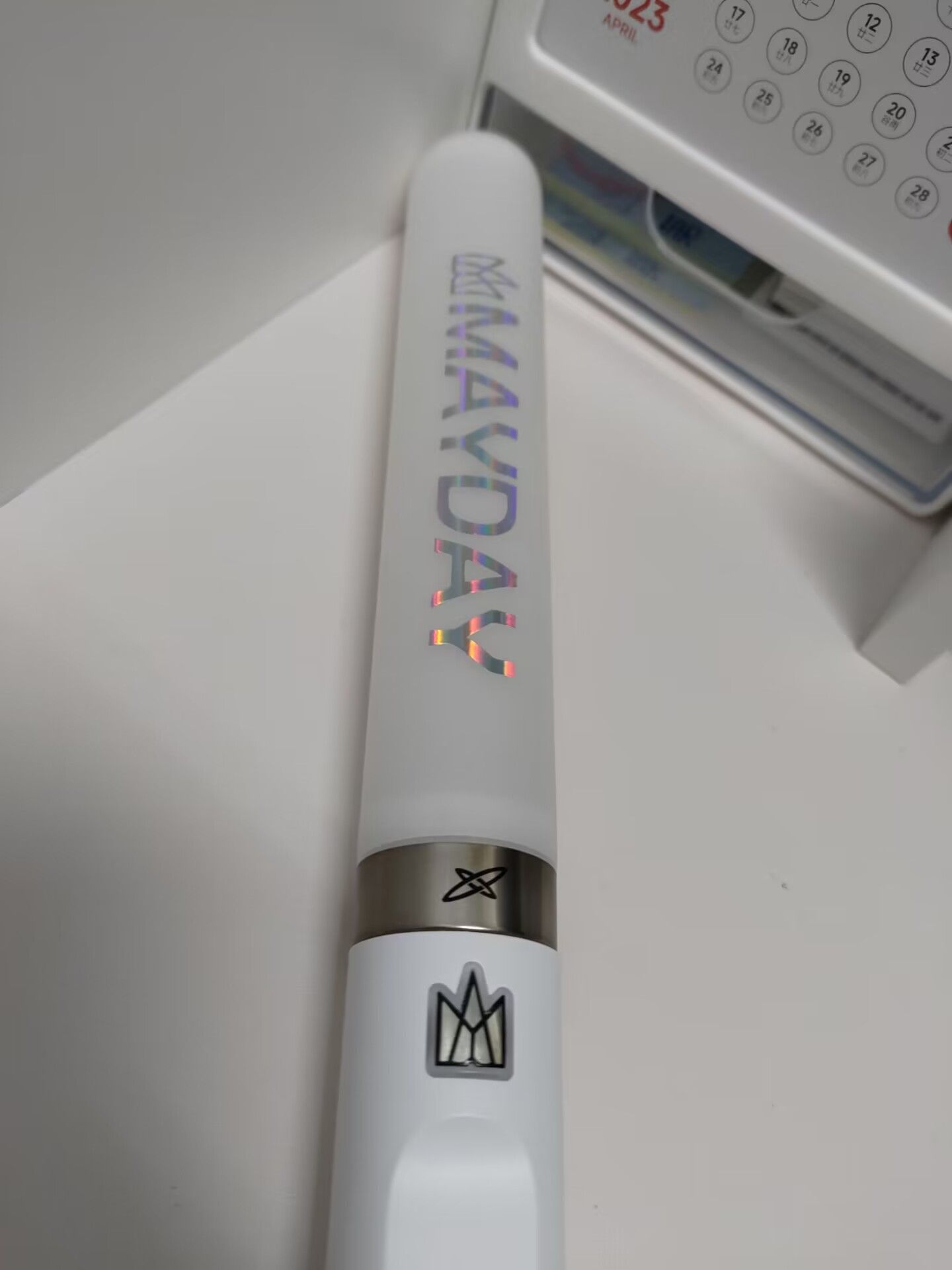MAYDAY鐳射貼紙