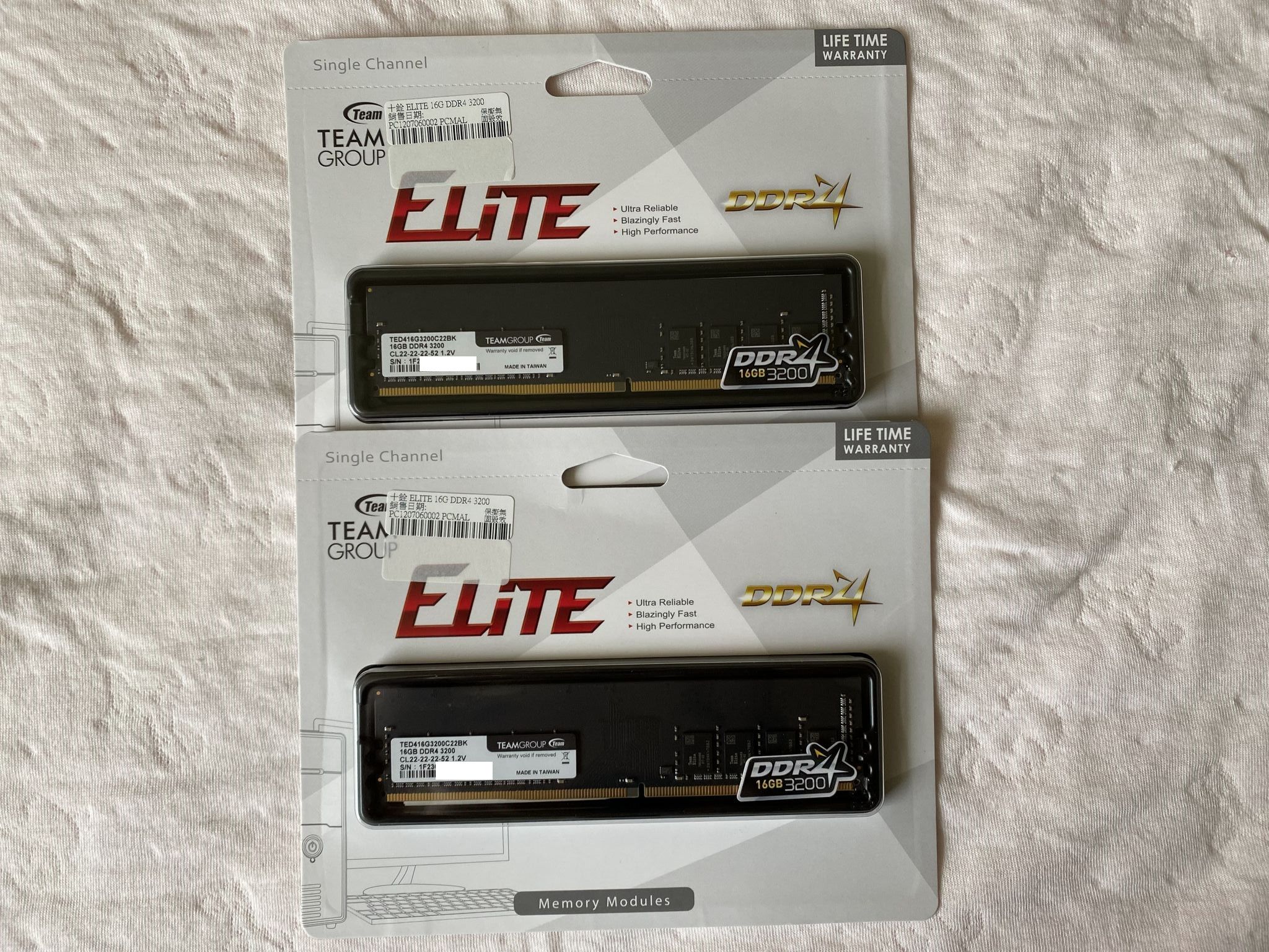 全新未拆 Team 十銓 ELITE 32G（16Gx2） DDR4 3200 桌上型記憶體