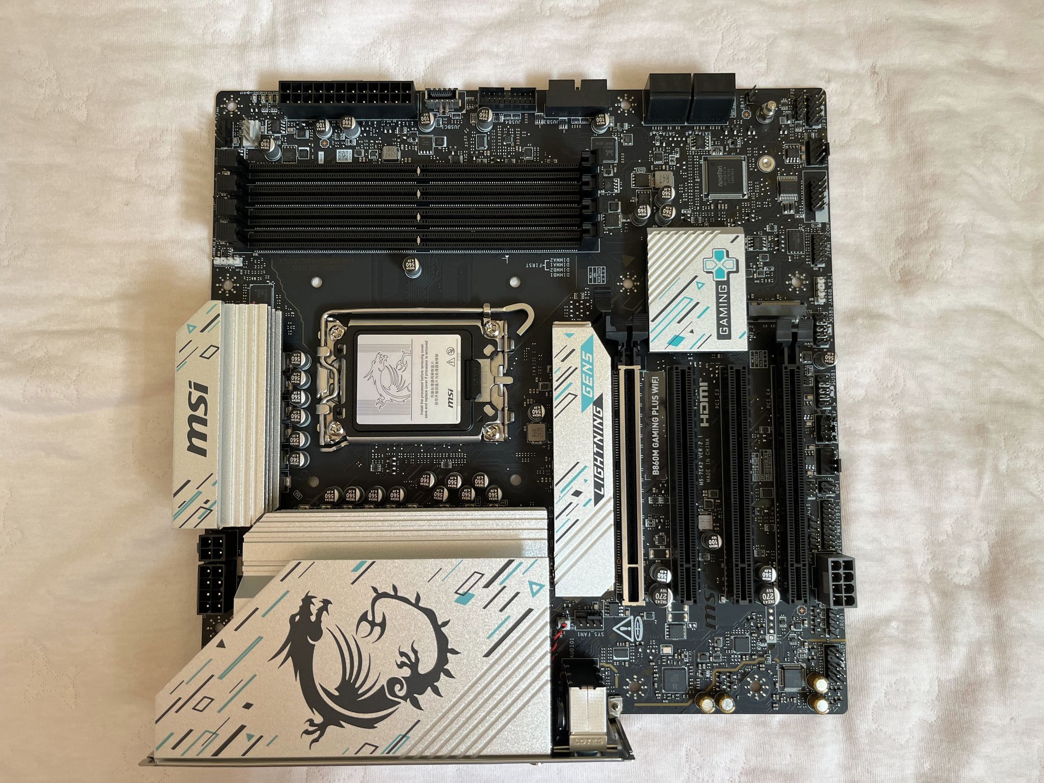 微星 MSI B860M GAMING PLUS WIFI