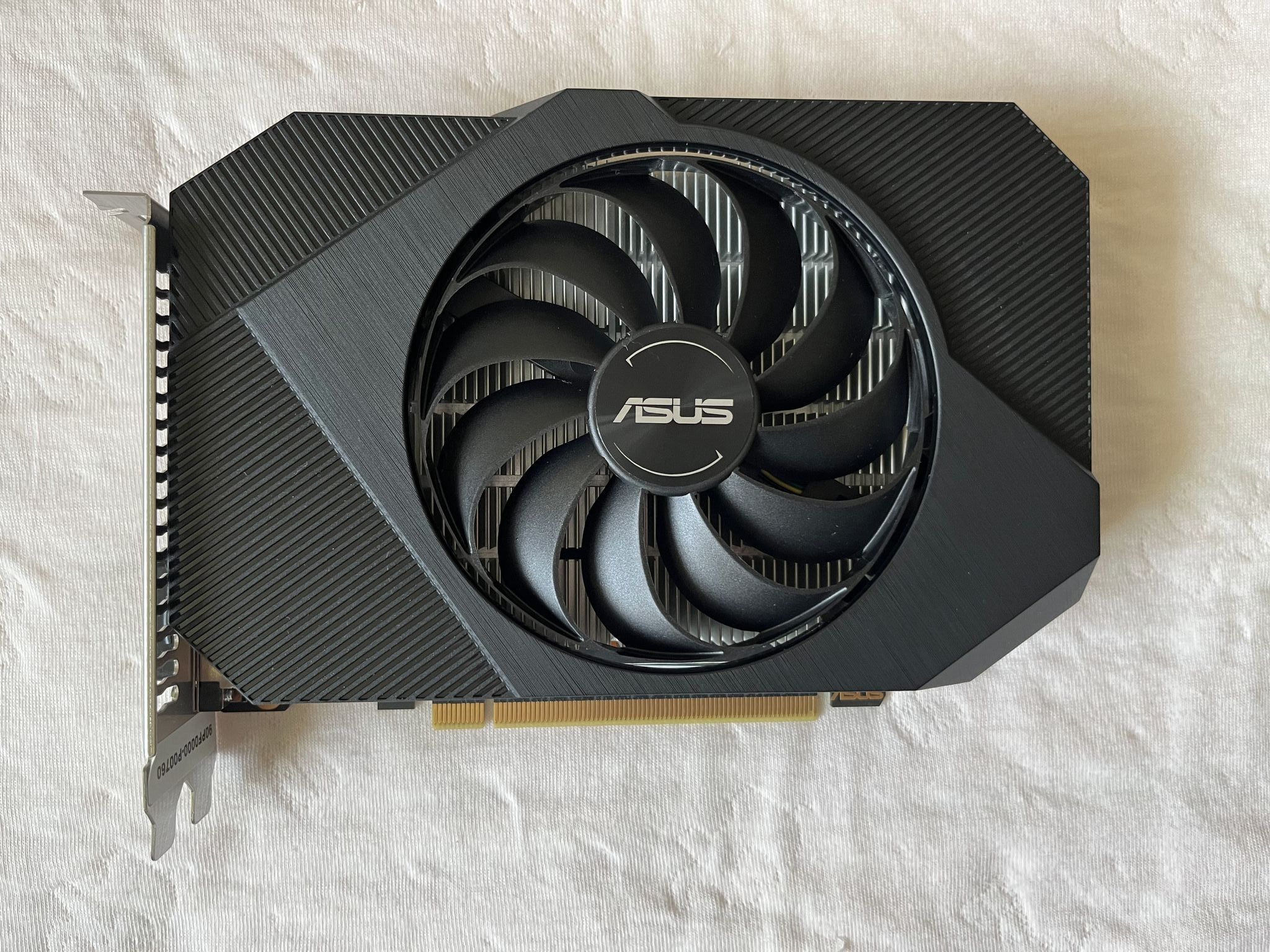 華碩 ASUS GTX 1650 4G D6 免插電
