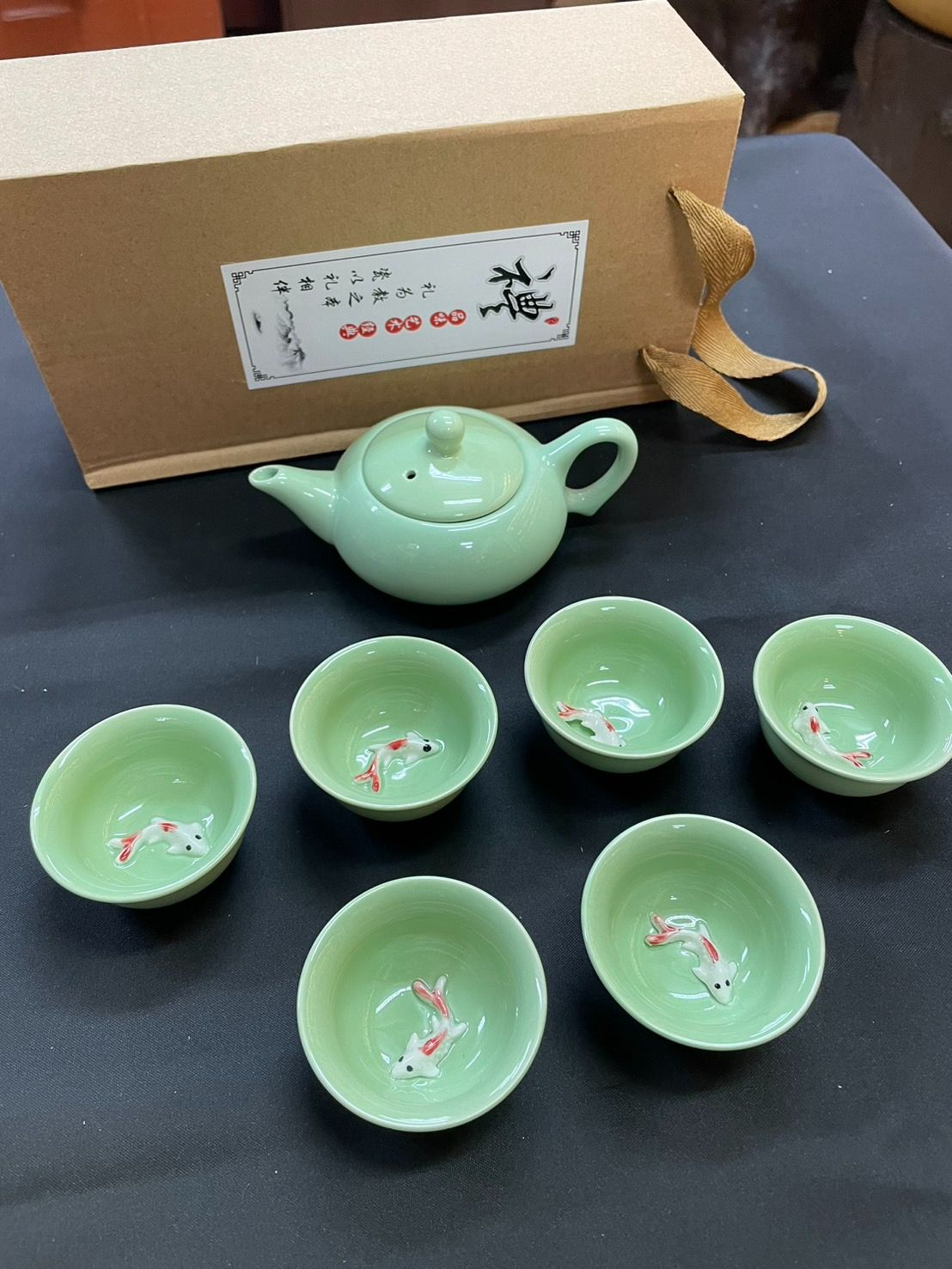 茶具禮盒-青瓷鯉魚茶具旅行組