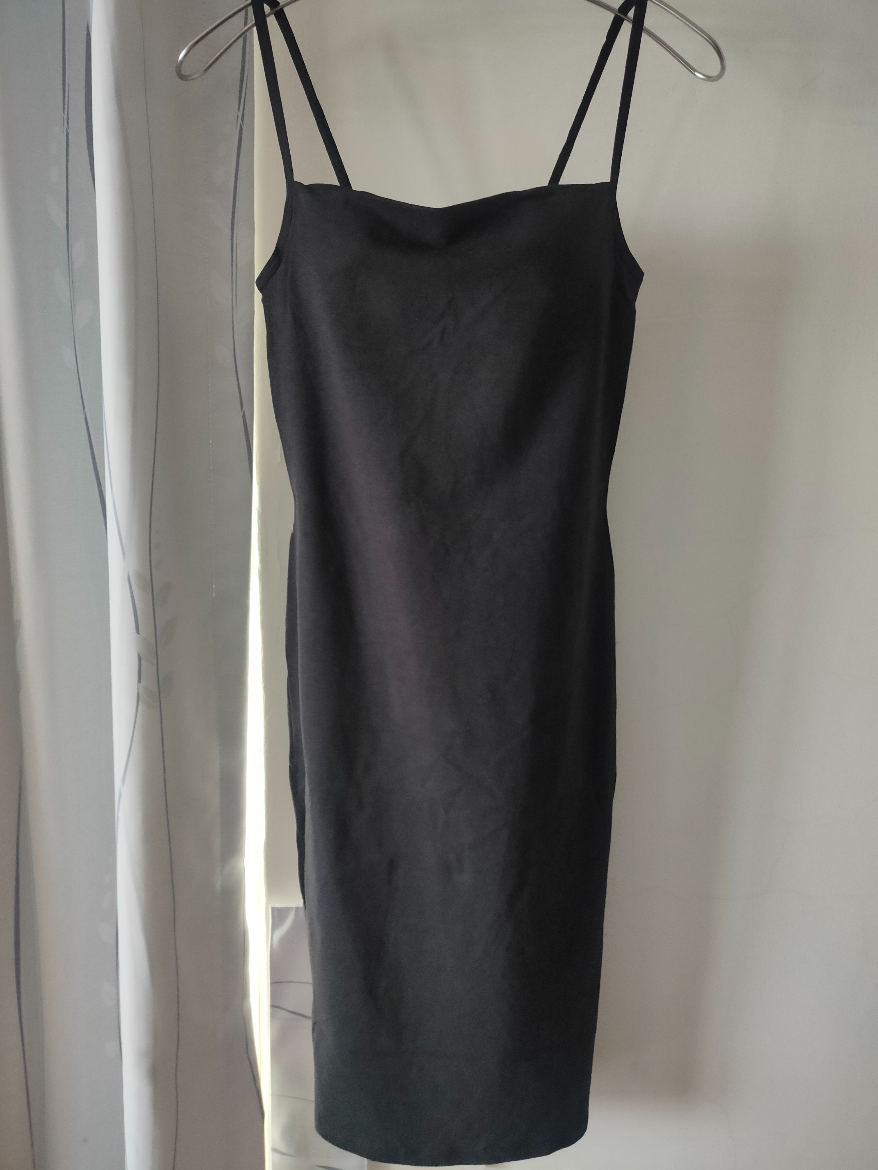 various.21 黑色細肩長裙