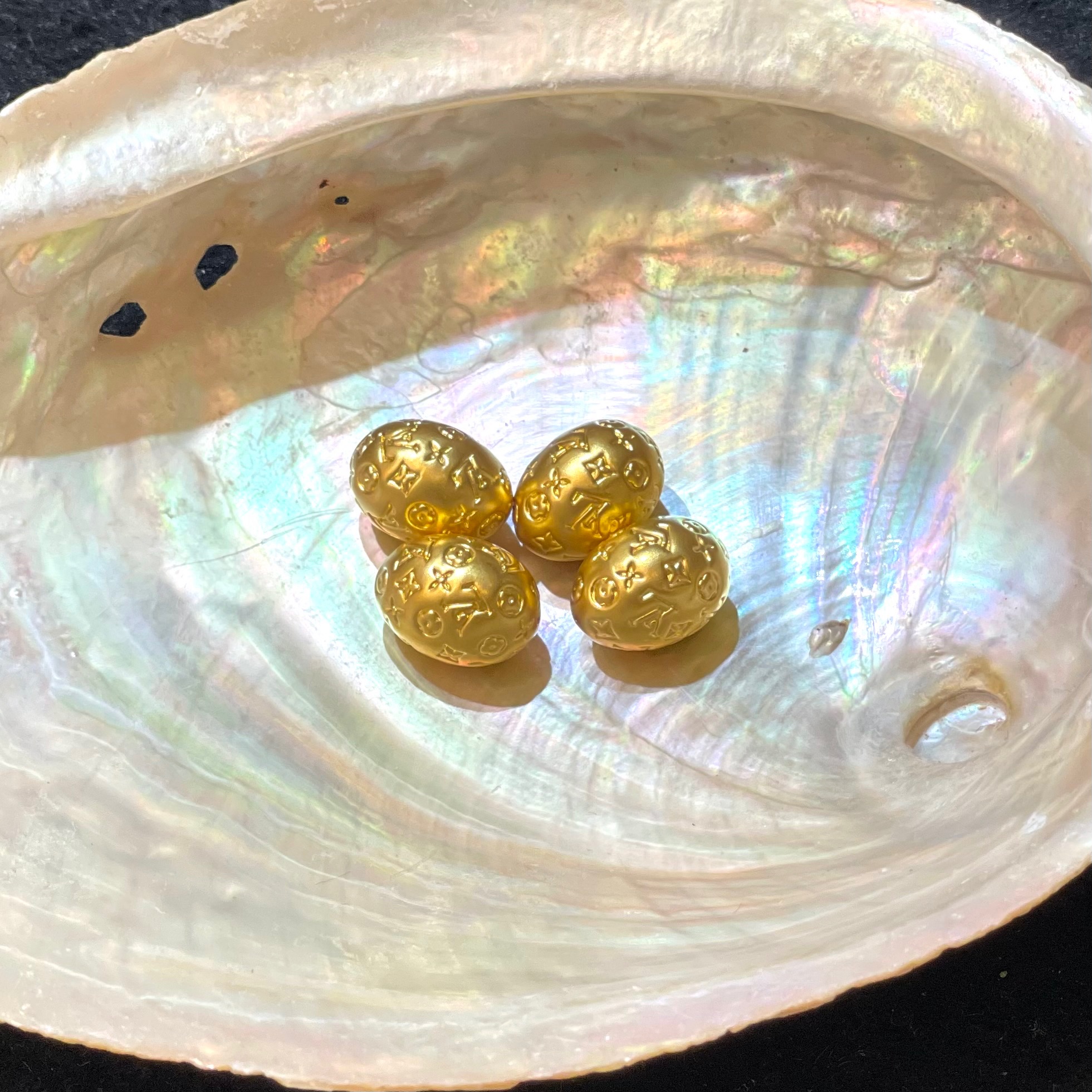 花紋金蛋