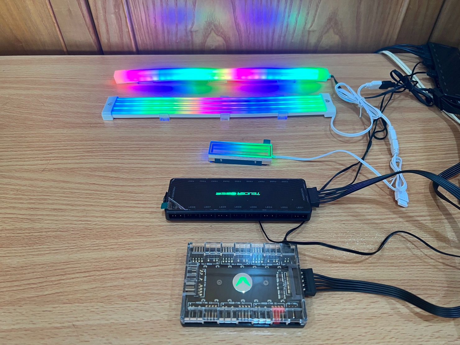 集線器 ARGB＆PWM二合一