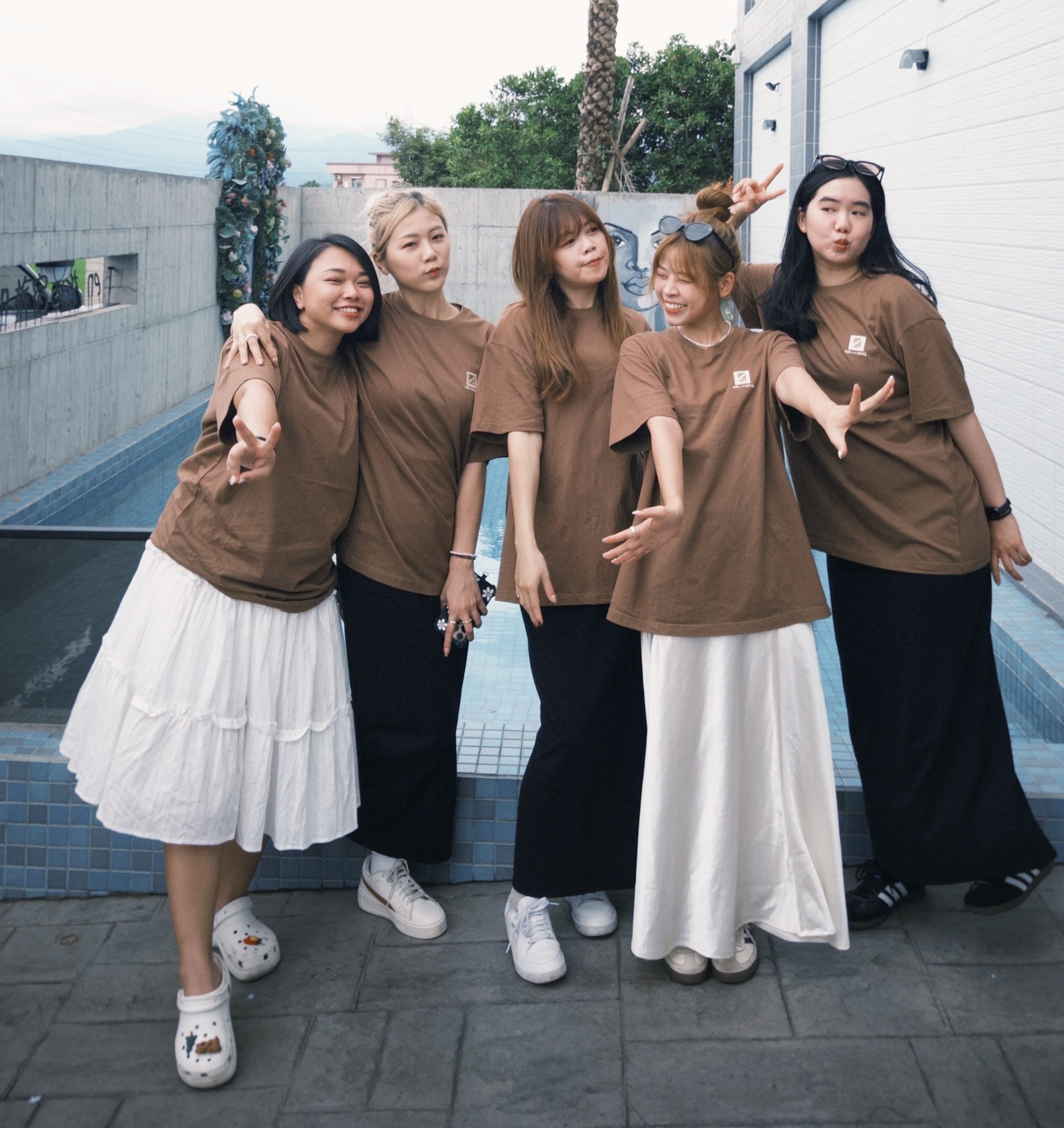 Z’IXX 2025短袖團服