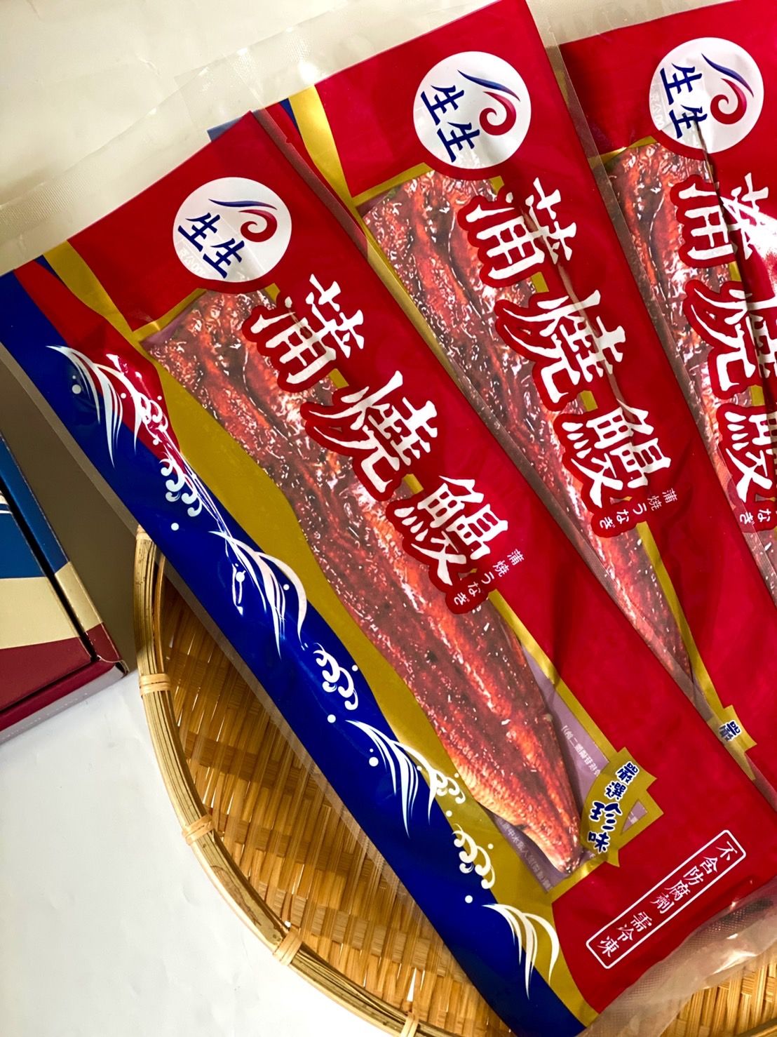 【升升】外銷日本蒲燒鰻禮盒組 （蒲燒鰻 鰻片300G *3/尾）