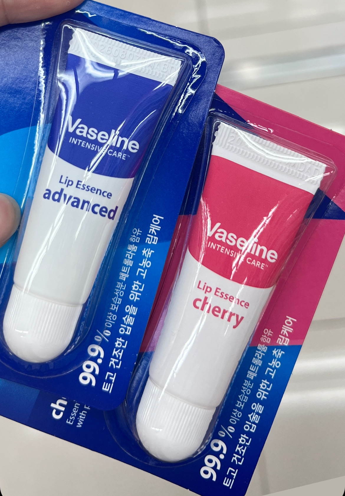 Made in Korea 凡士林 唇部精華 高濃度保濕精華 密集修復唇部
