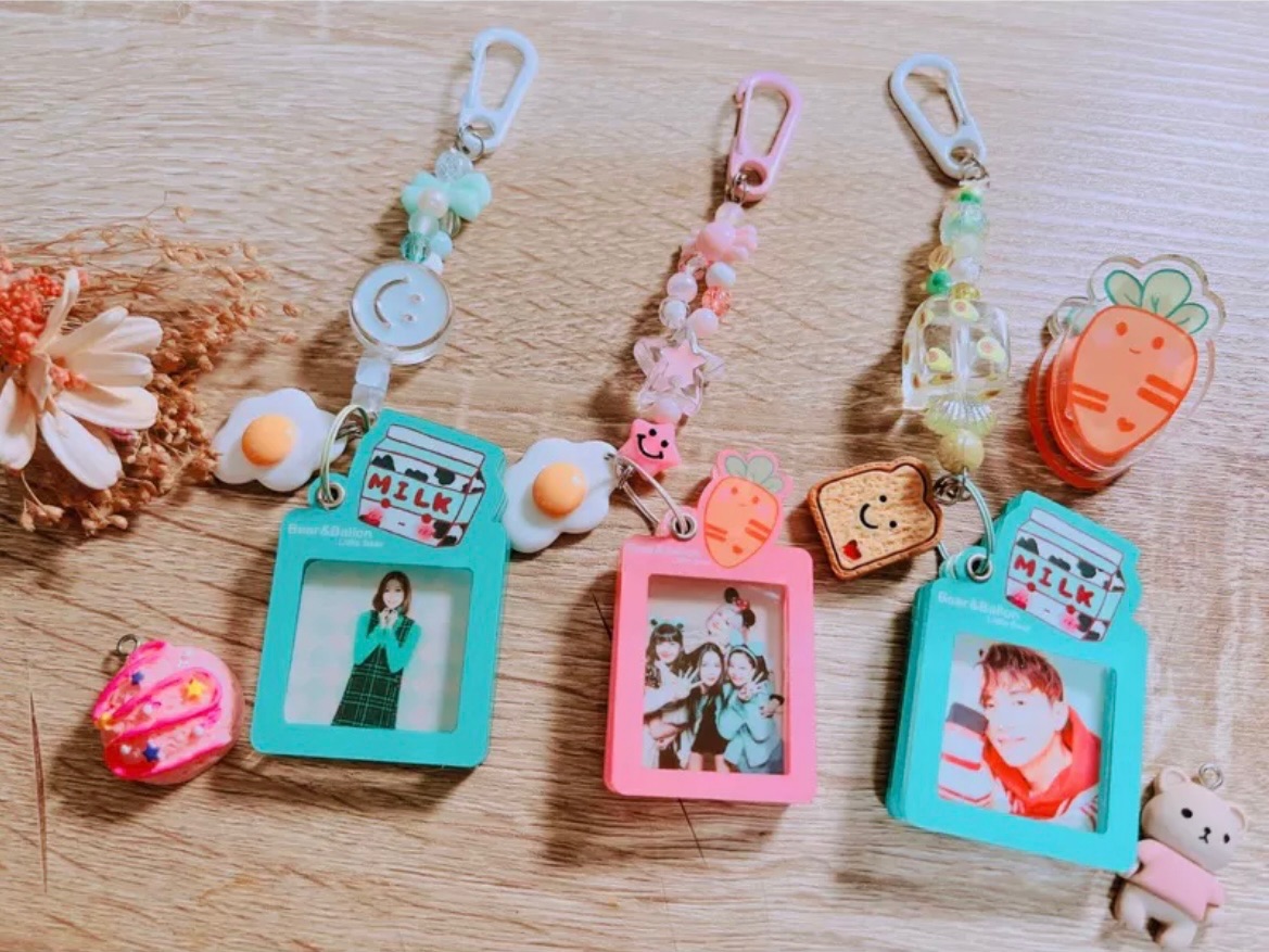 「現貨」造型相框鑰匙圈♡（ŐωŐ人）⚠️下單後請私訊官方ig傳照片⚠️（若要加字母/數字請先私訊討論再下單）