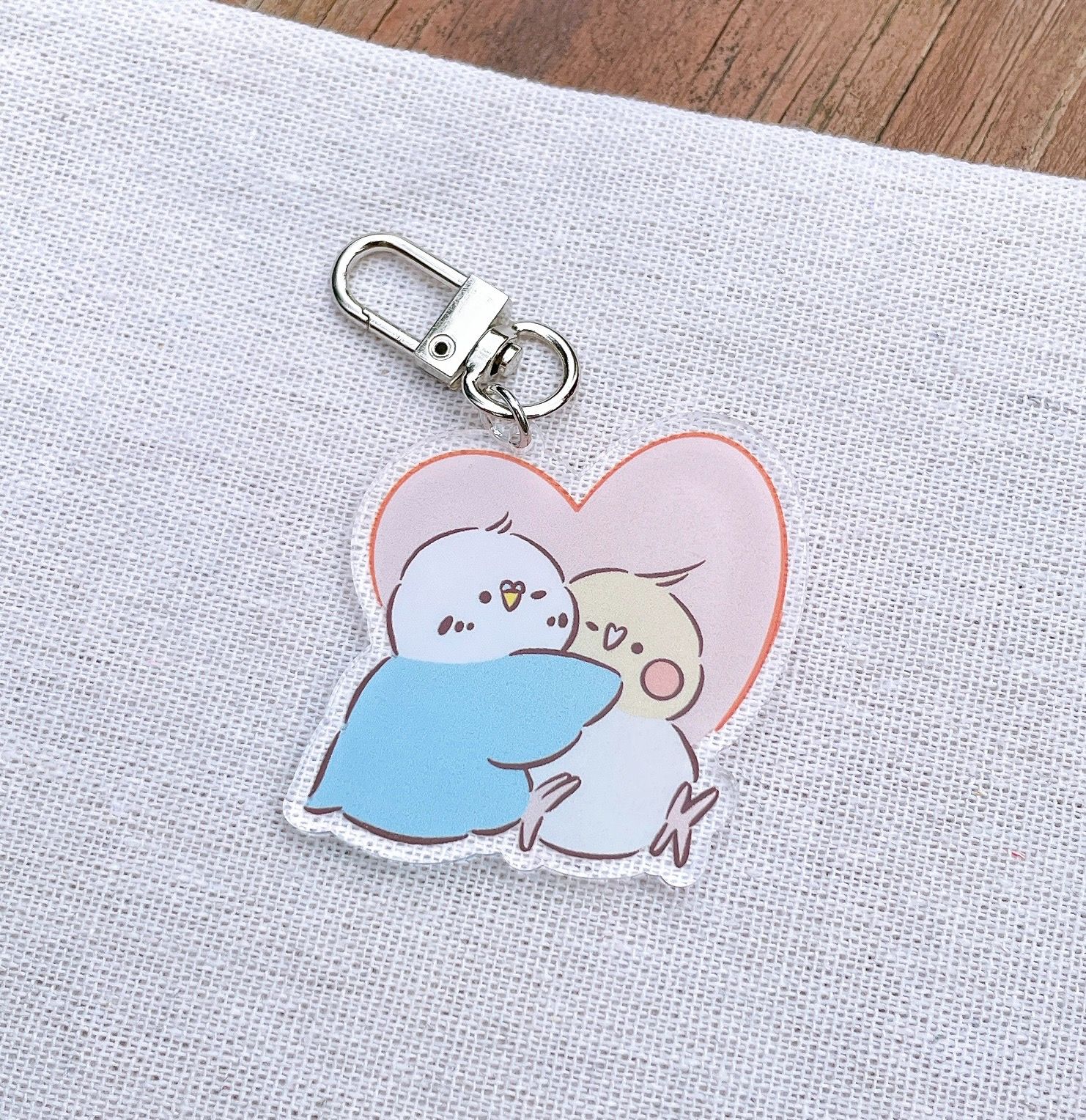 抱一個 壓克力吊飾