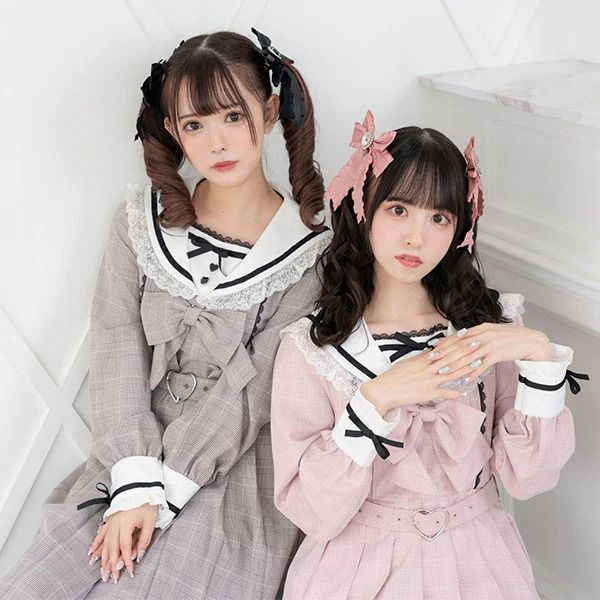 【夢展望】-DearMyLove 蕾絲蝴蝶結學院風水手領連身裙