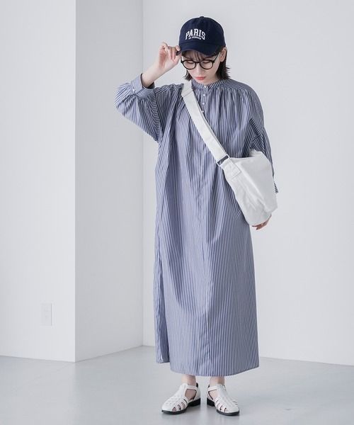 BONLECILL蓬鬆袖珍珠亨利領襯衫裙