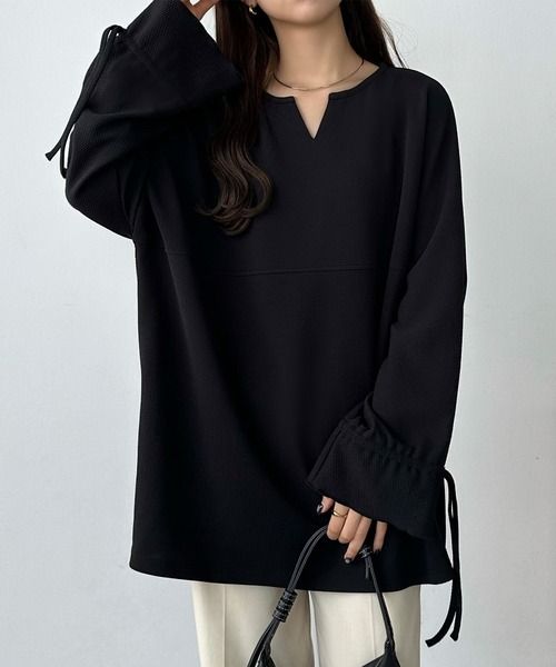 JUNOAH 小V領柔軟舒適衫