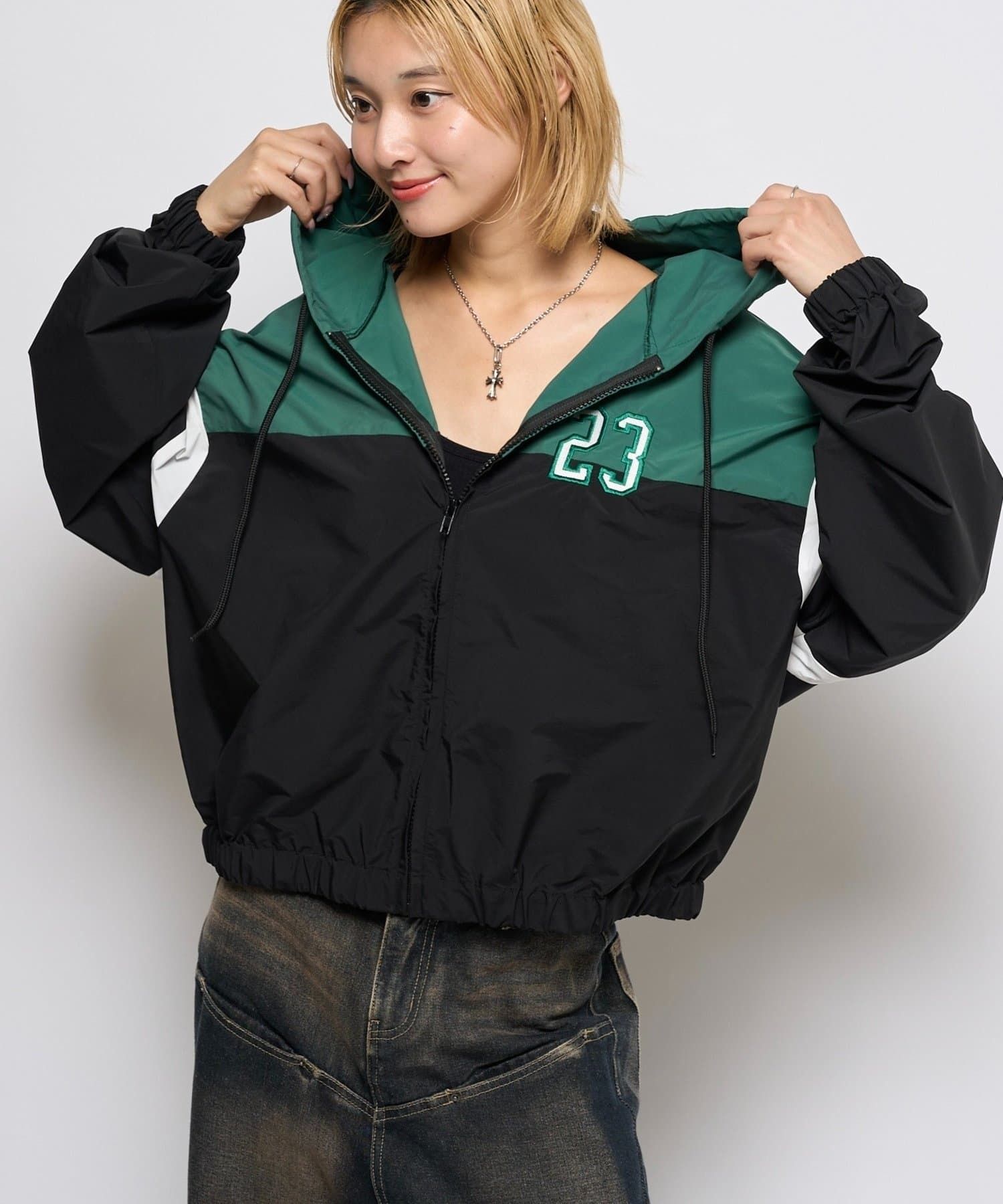 WHO’S WHO gallery 尼龍派克外套