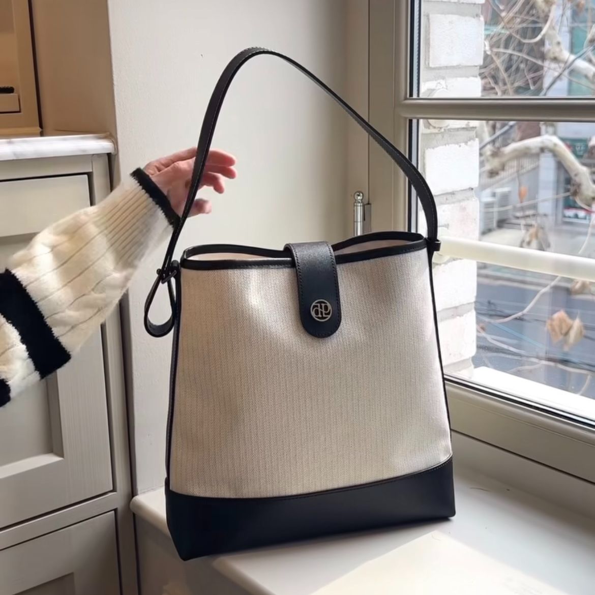 Depound town bag （bucket）肩背包 大容量包