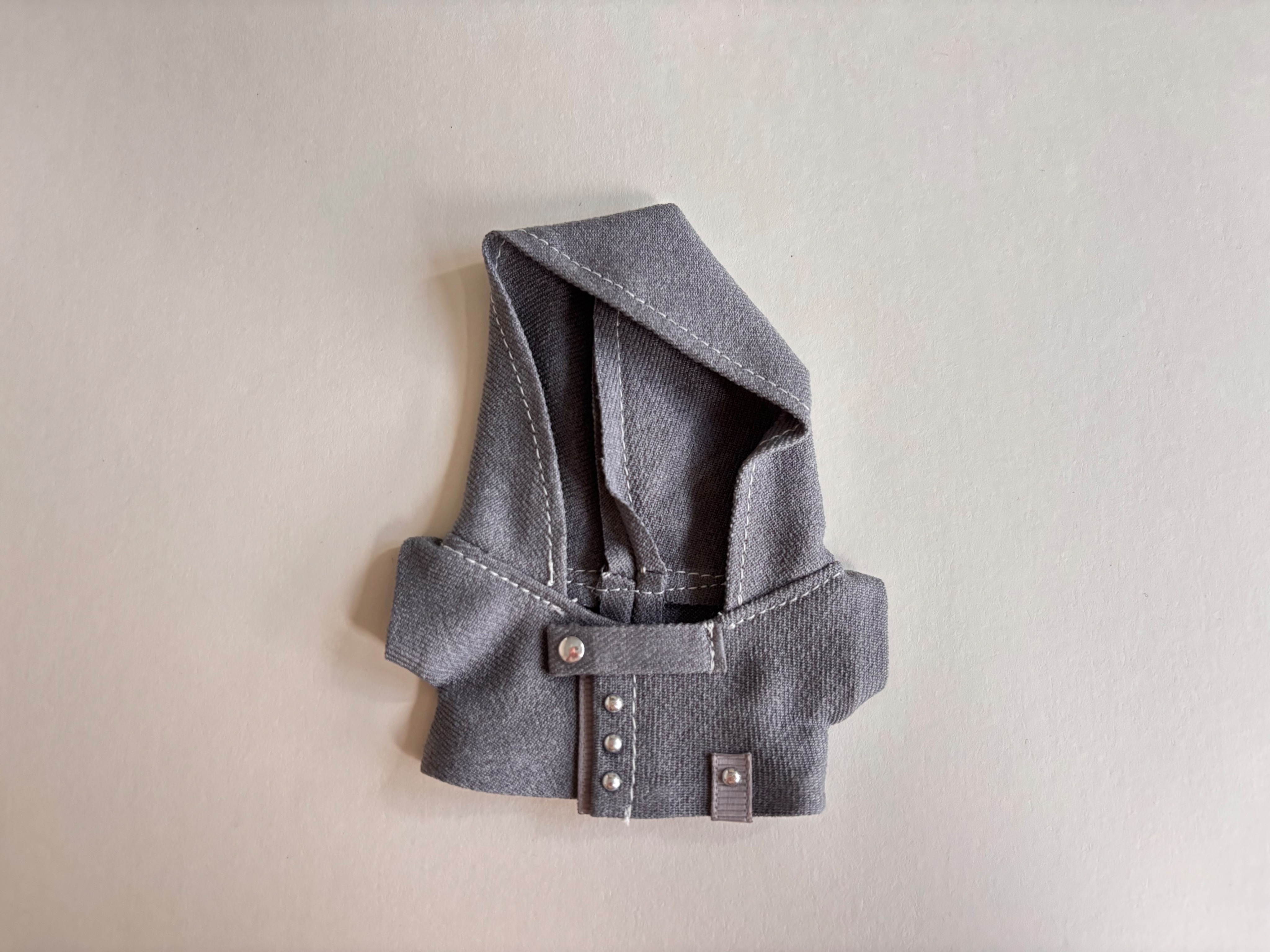 灰色上衣（景品娃尺寸）