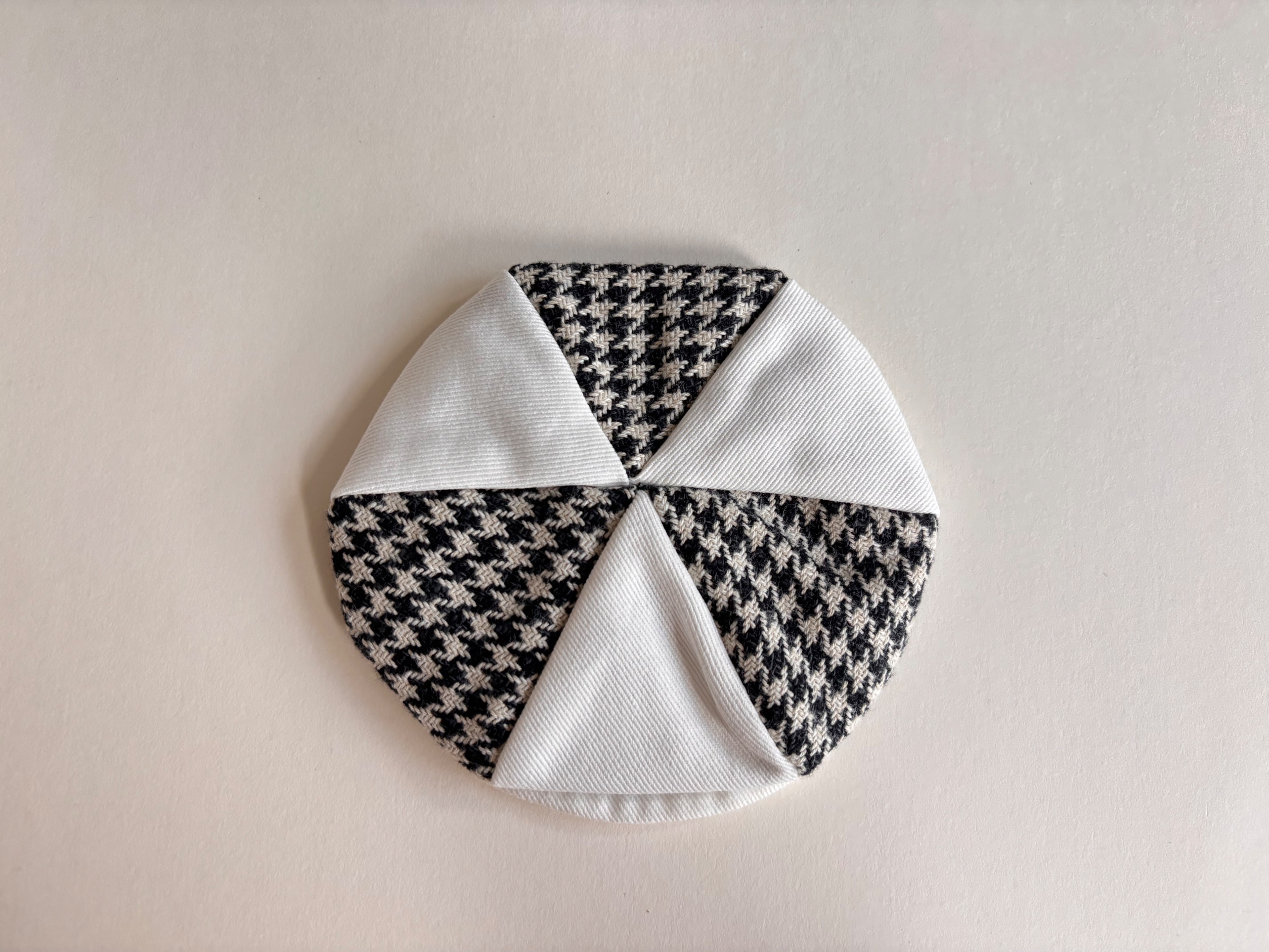 白色千鳥格帽（景品娃尺寸）