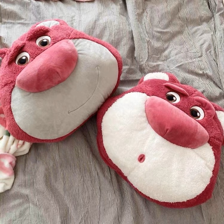 草莓熊抱枕+毛毯🍓🐻