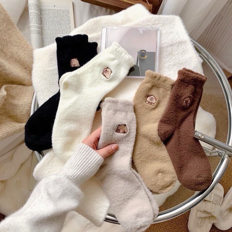 水豚君加絨加厚雙面刺繡襪