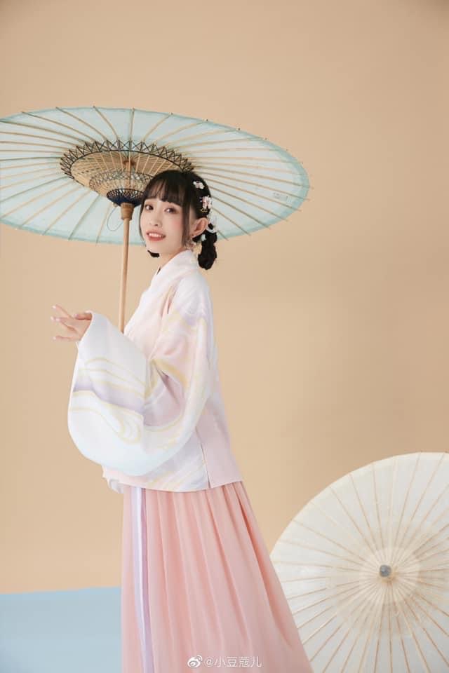 十三余漢服
