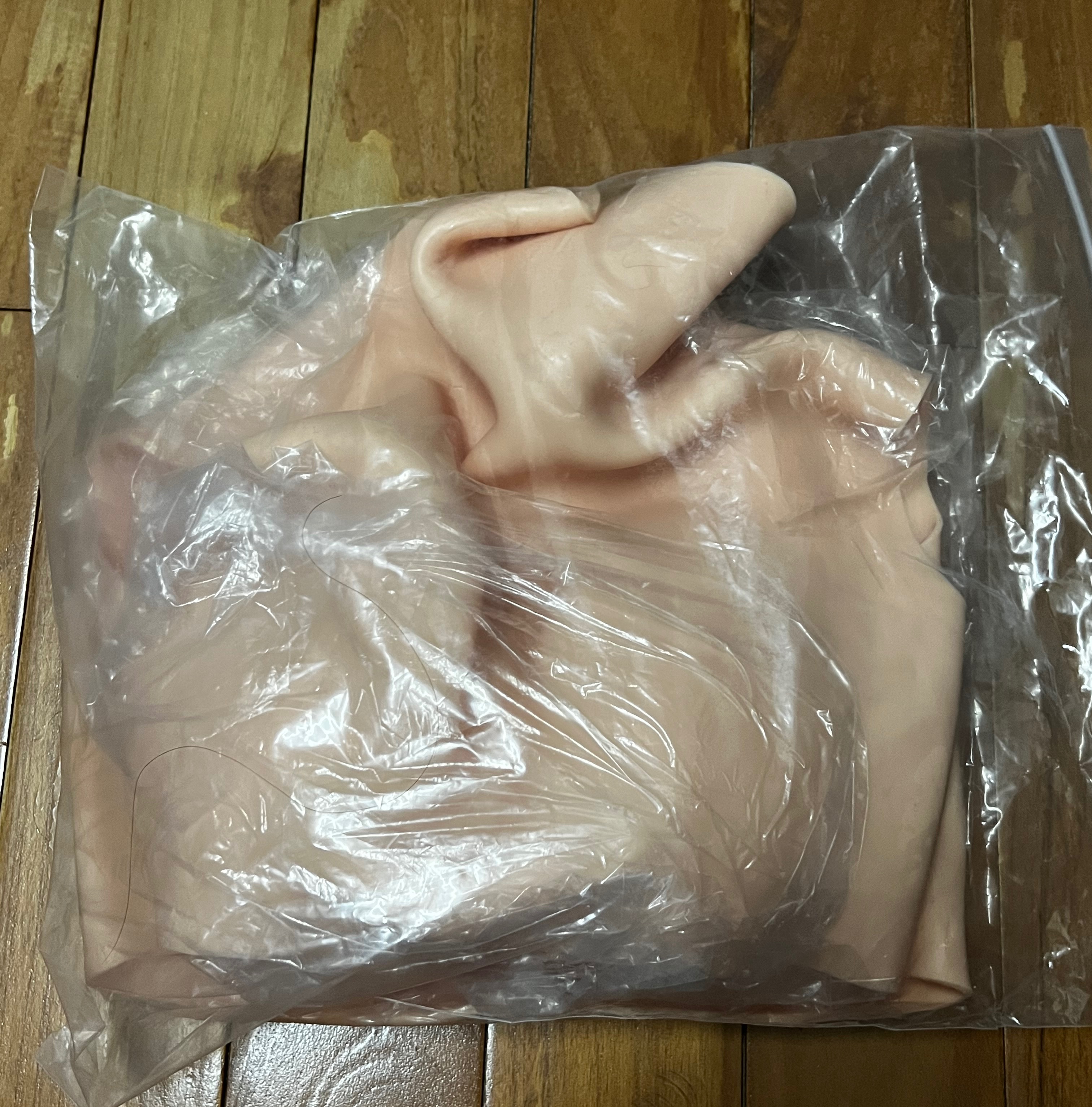 假胸