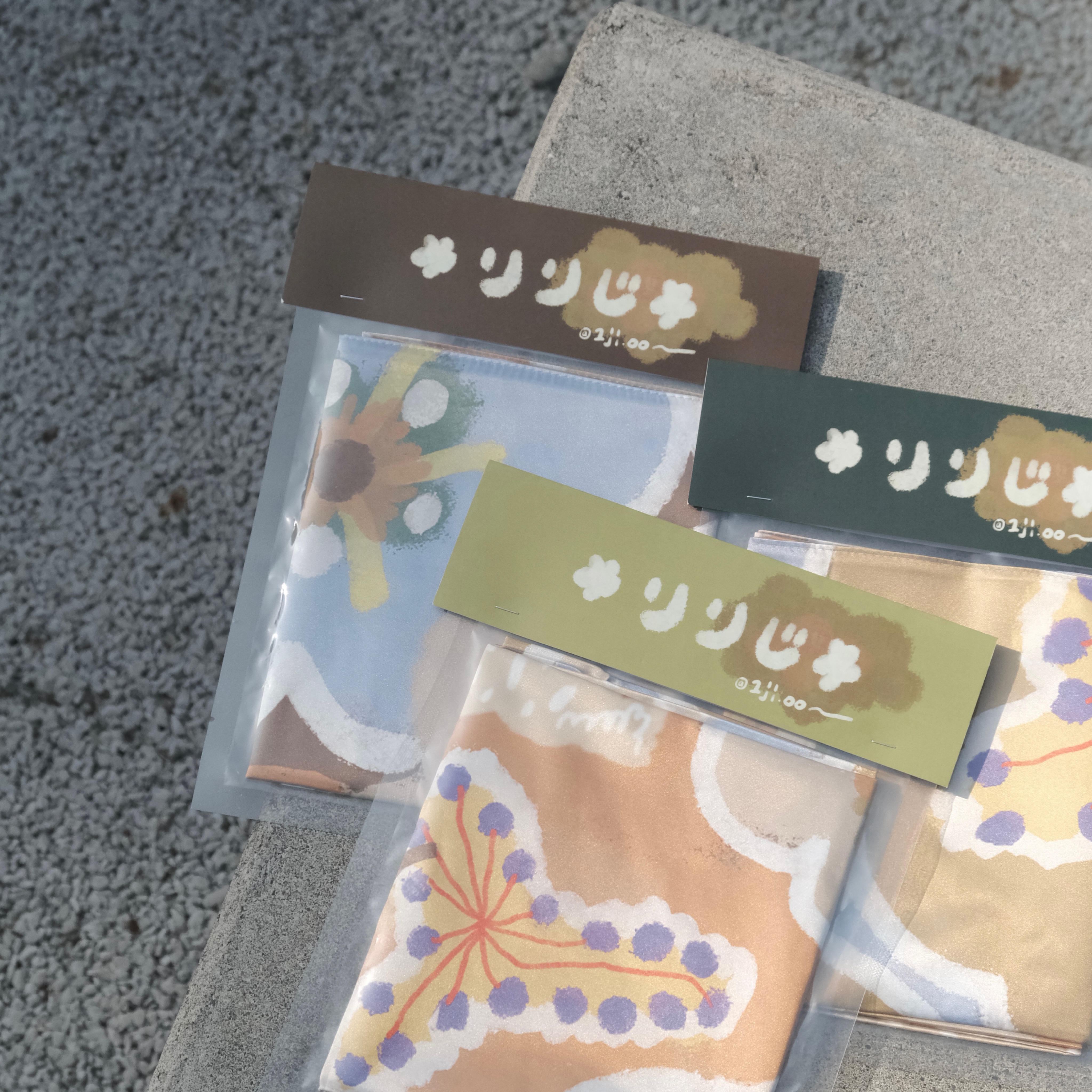 001波波領巾🐛✨