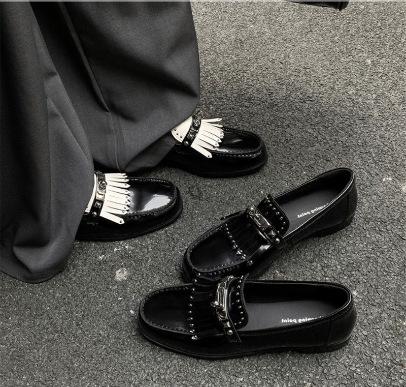 預購  老闆選鞋13 大碼鞋  個性款英倫流蘇漆皮平底樂福鞋