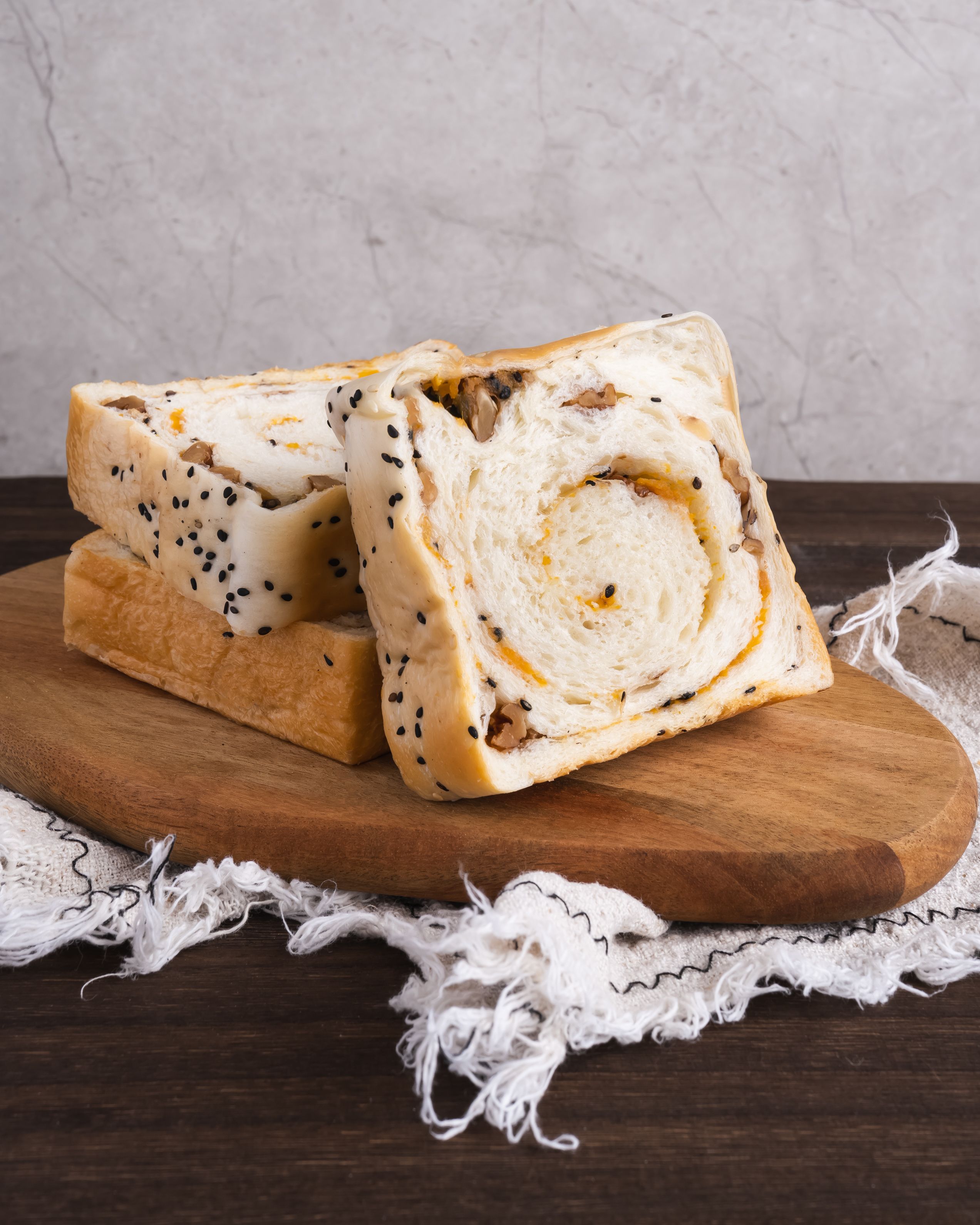 年後大回饋限量優惠九折!!無油微糖減醣地瓜芝麻生吐司 （一片約200卡）一條（奶素）