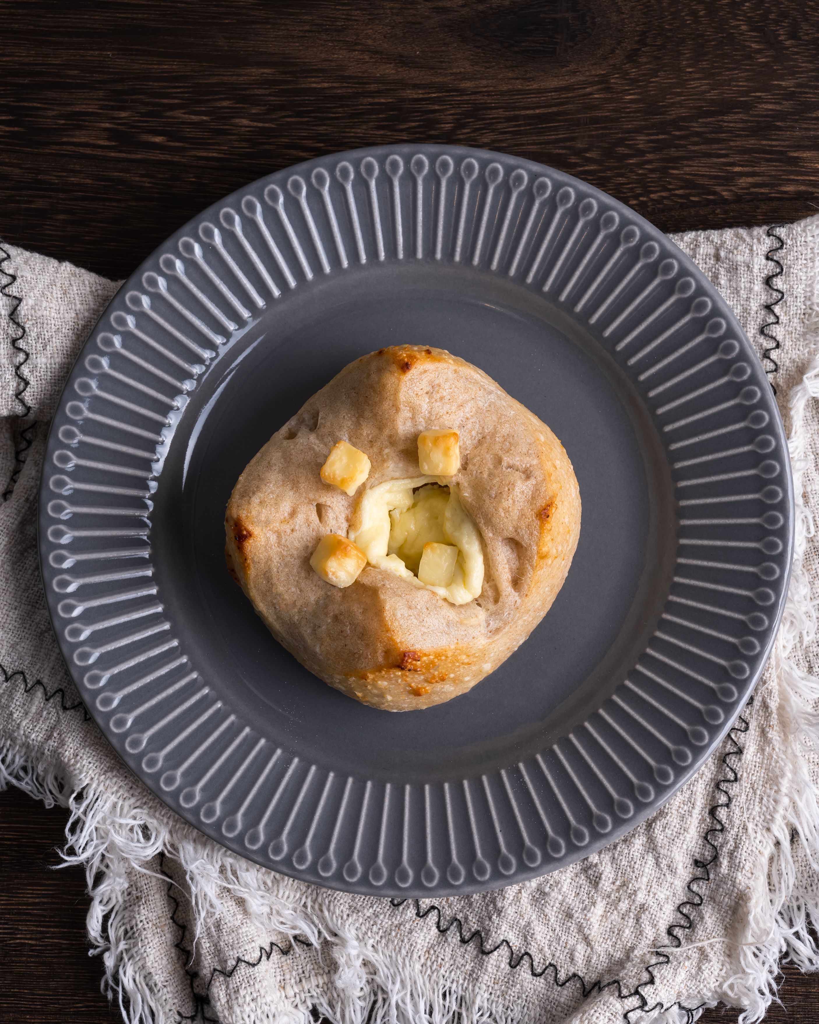 無油無糖減醣酸種全麥三重起士麵包 （一顆都只有約180卡） （奶素）