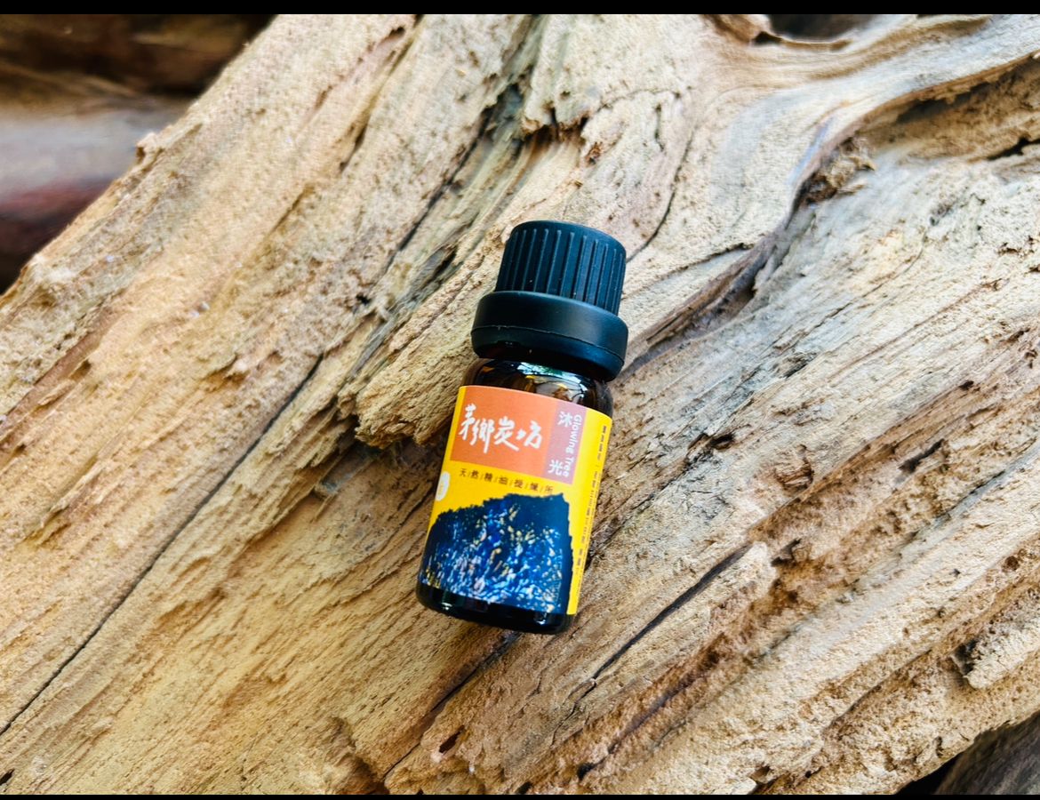 沐光複方精油Glowing Tree 10ML