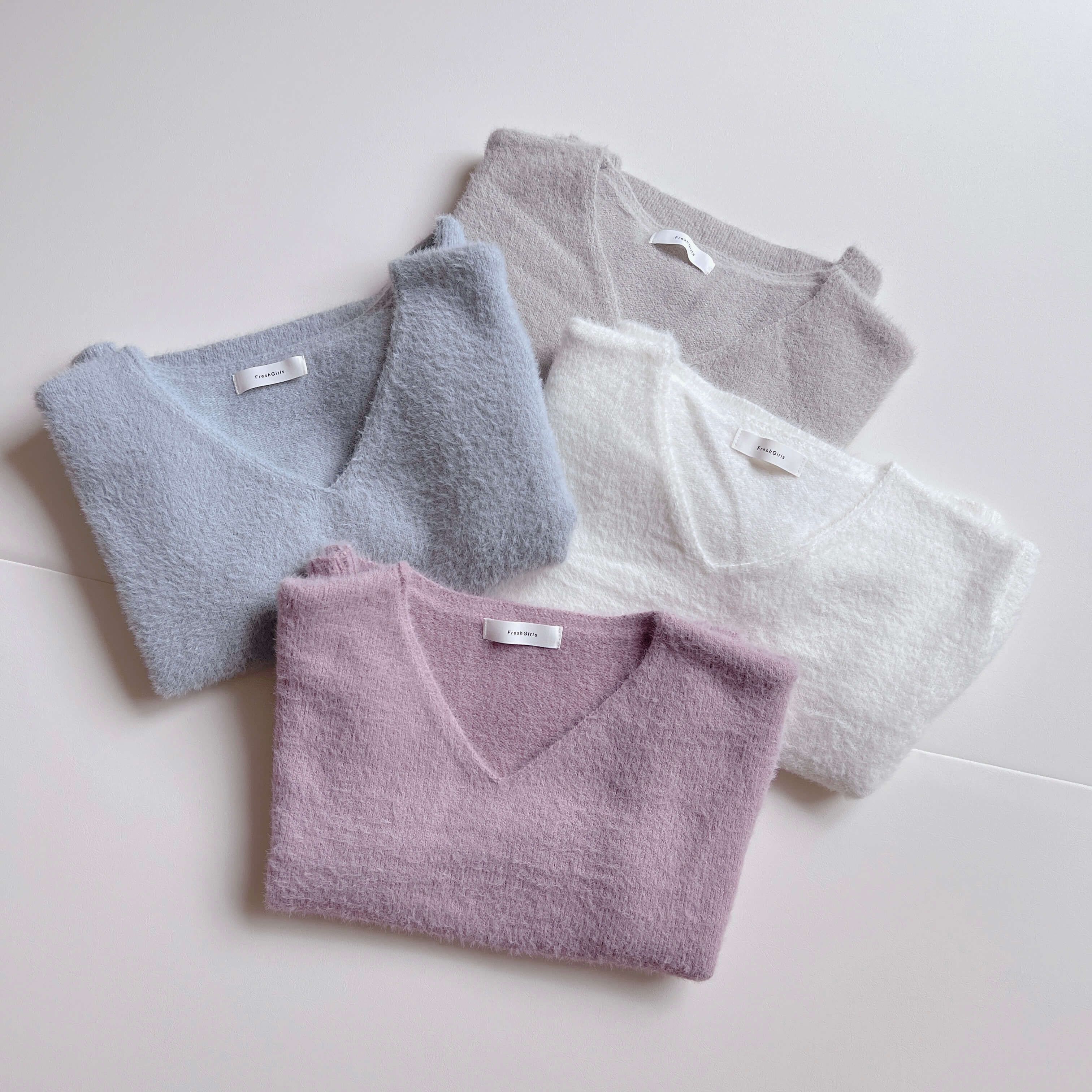 超親膚質感++ V領水貂毛上衣