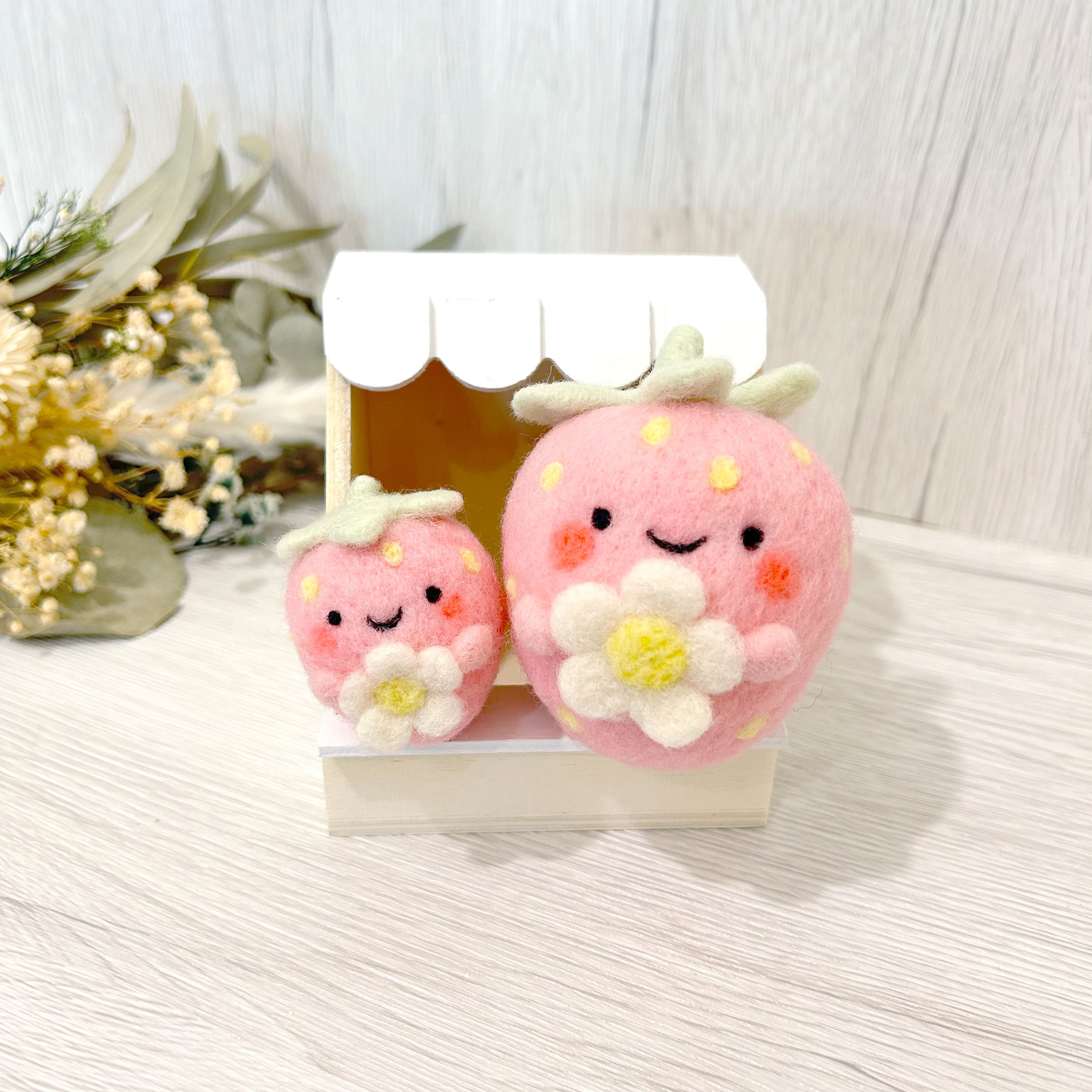 草莓花花 羊毛氈娃娃 療癒 送禮