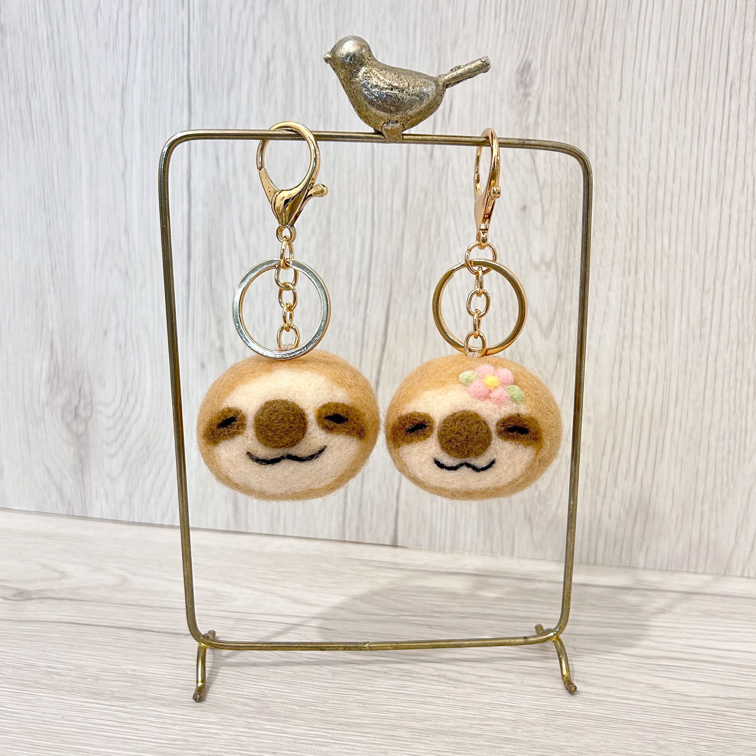 微笑樹懶 羊毛氈鑰匙圈  胸針別針 髮飾 療癒送禮