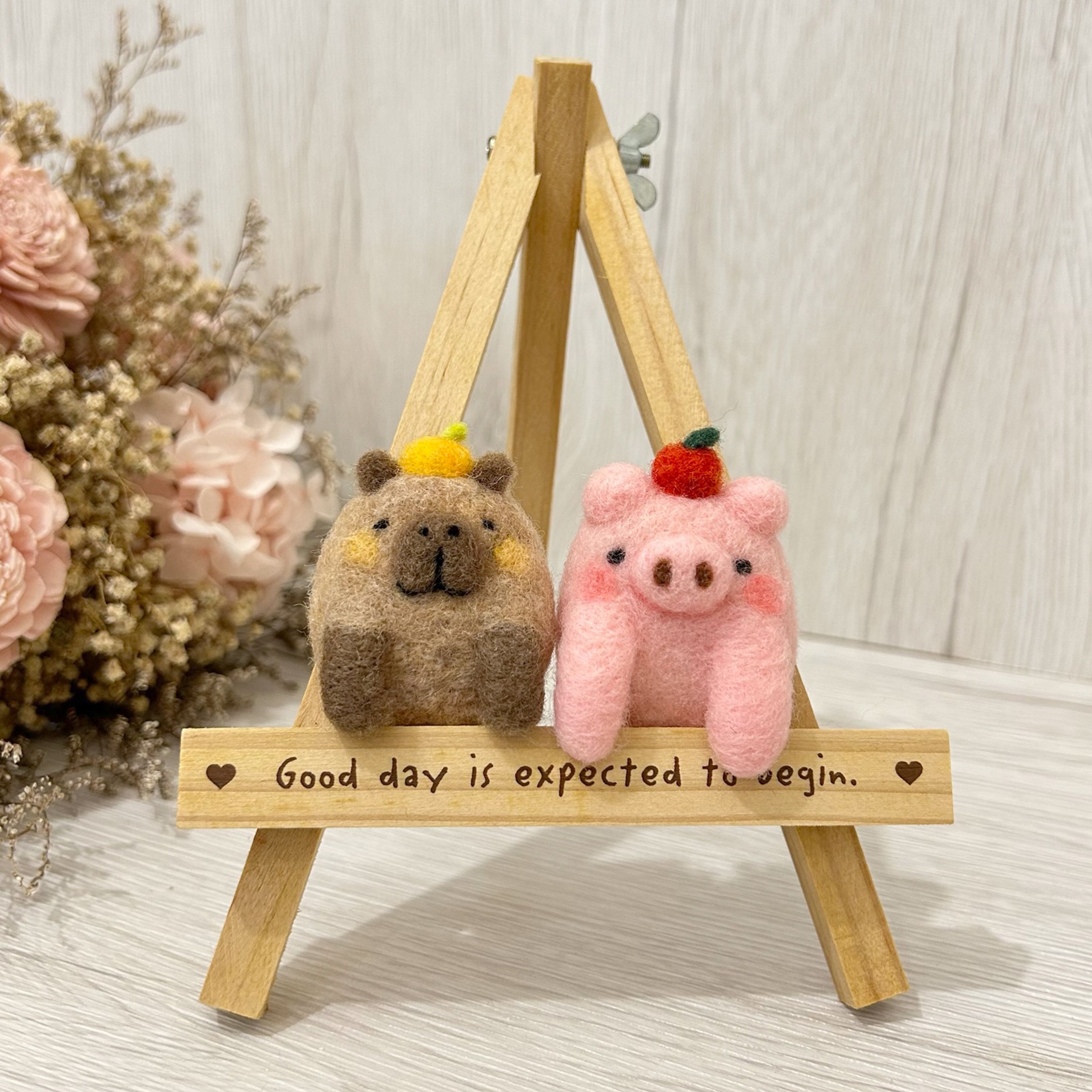 口袋小動物 蘋安小豬 吉祥小水豚 羊毛氈別針 胸針 療癒 送禮