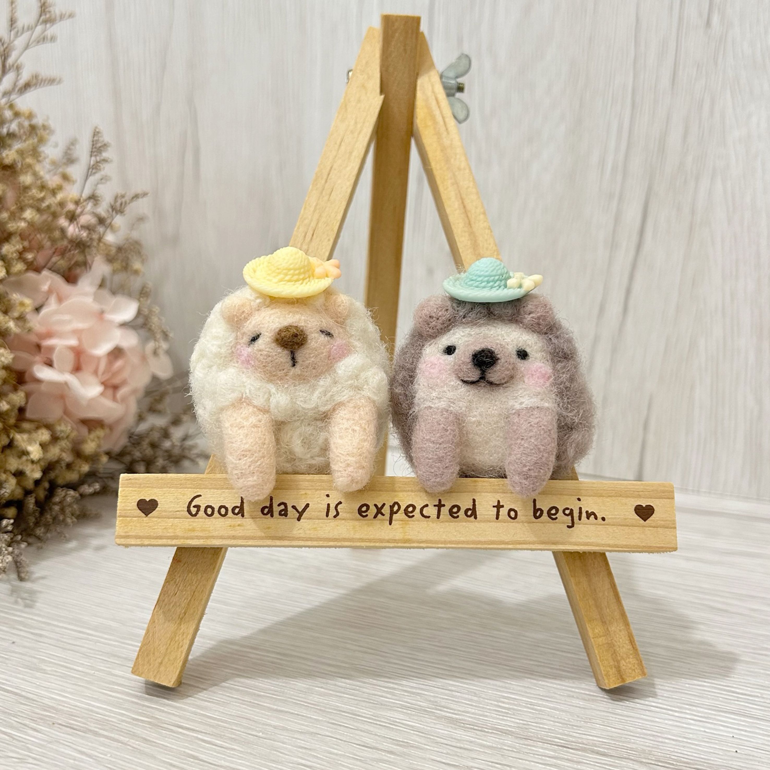 口袋小動物  小刺蝟 小綿羊 羊毛氈別針 胸針 療癒 送禮