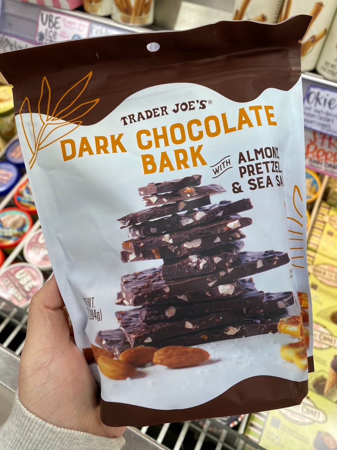 Trader Joe’s | 海鹽杏仁黑巧克力