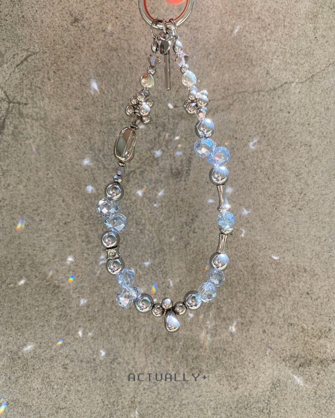 Actually 其實飾 | P.029 淚之女王 | 手作 手機鍊 串珠手機鍊 手機吊飾 手機鍊 相機掛繩 禮物