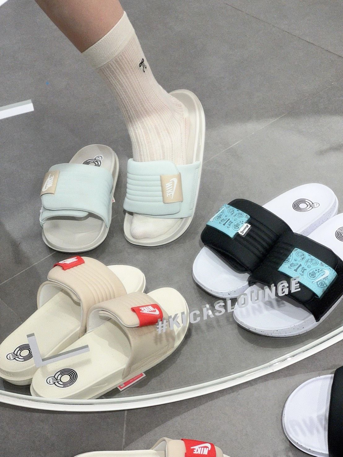 ＜預購＞NIKE 魔鬼氈拖鞋 兩色
