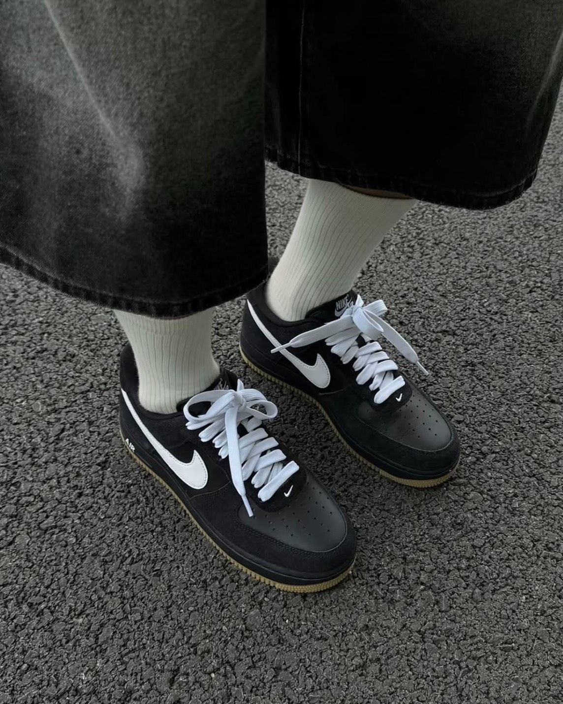 ＜預購＞NIKE AIR FORCE 1 黑生膠