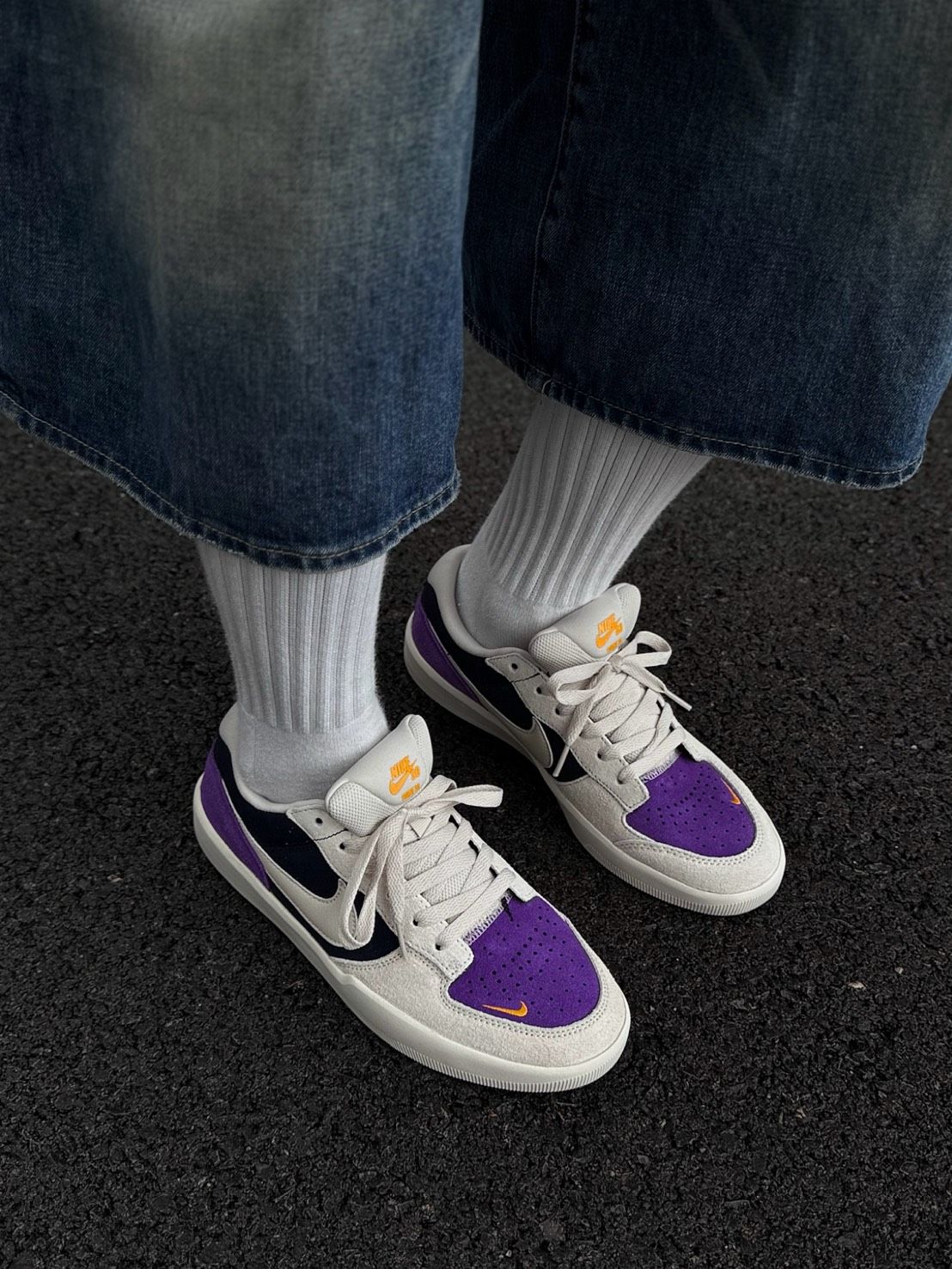 ＜預購＞NIKE SB 米紫撞色