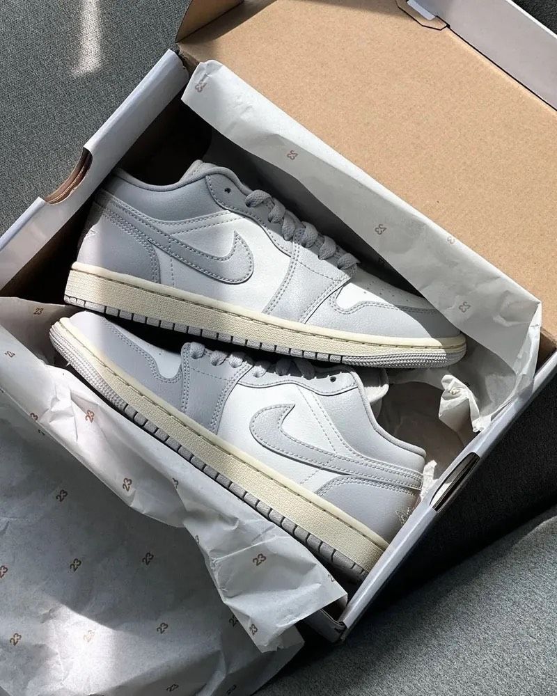 ＜預購＞ AJ1 灰白 DC0774-103