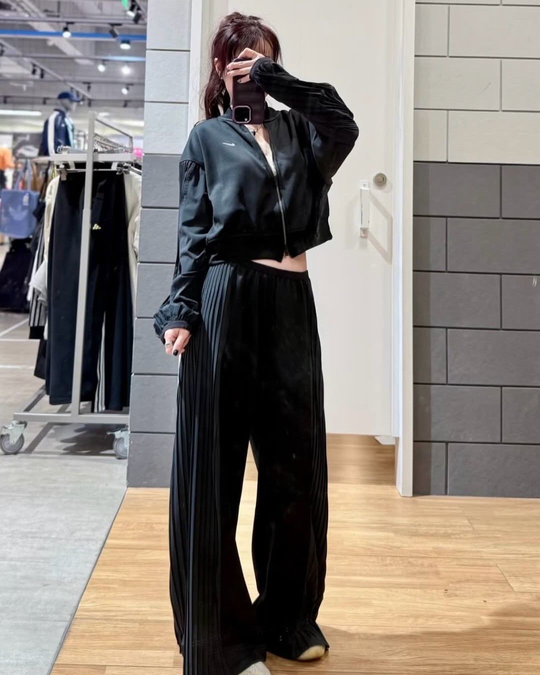 ＜預購＞Nike 皺褶造型 棉質外套 寬褲 黑系套裝