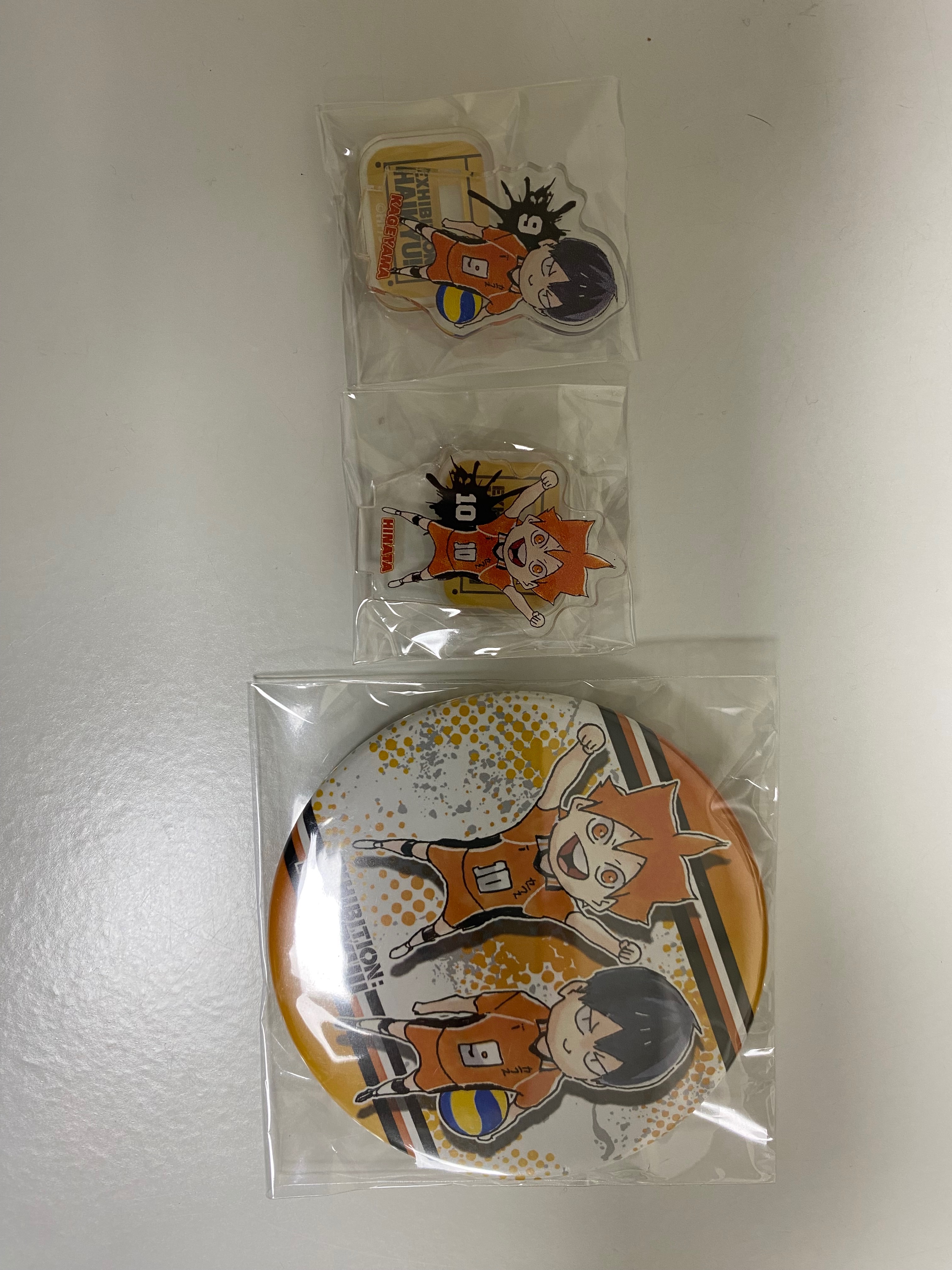 星專屬_影日徽章、影山日向迷你立牌