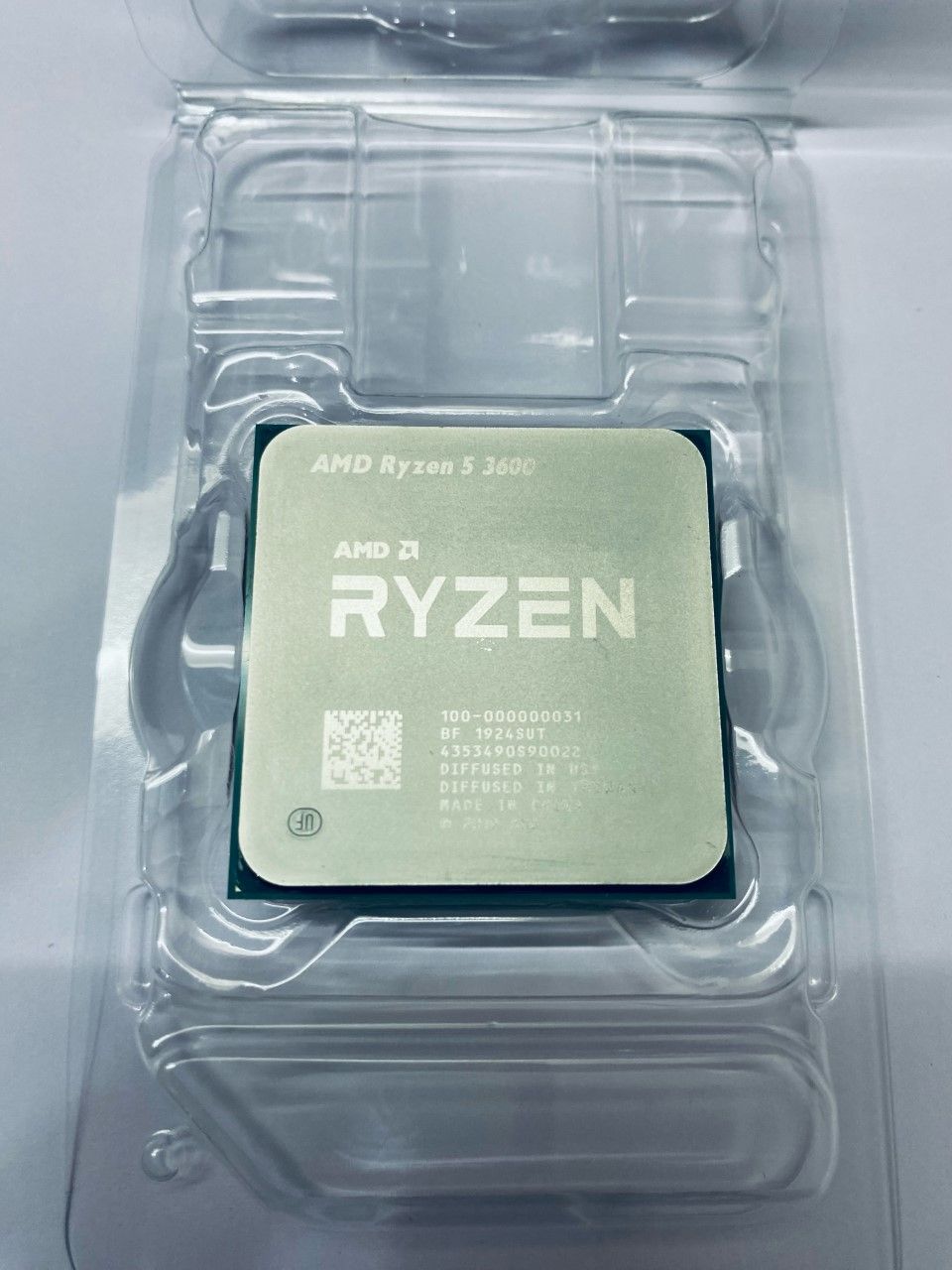 AMD Ryzen 5 3600含原廠風扇，完整盒裝