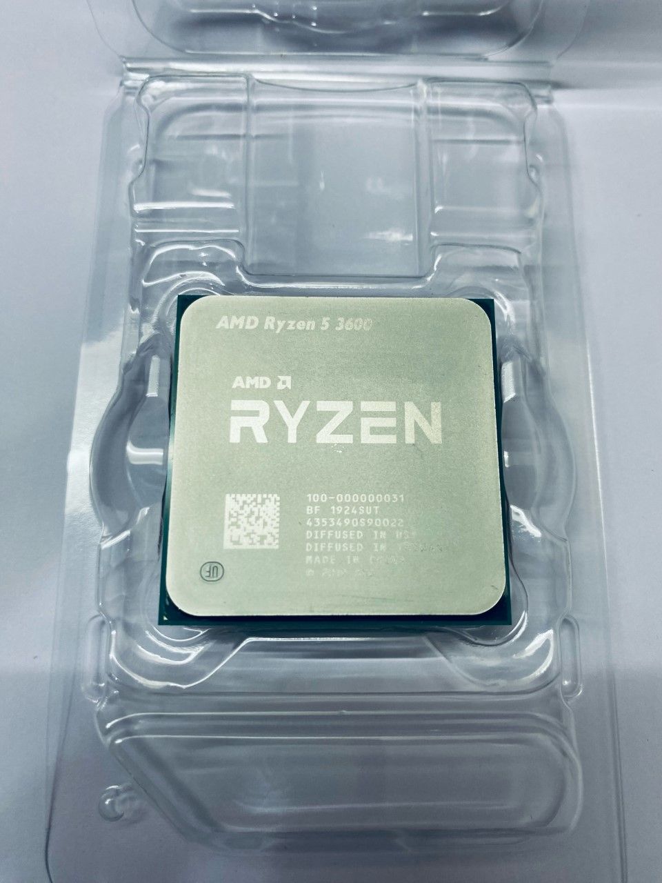 AMD Ryzen 5 3600含原廠風扇，完整盒裝