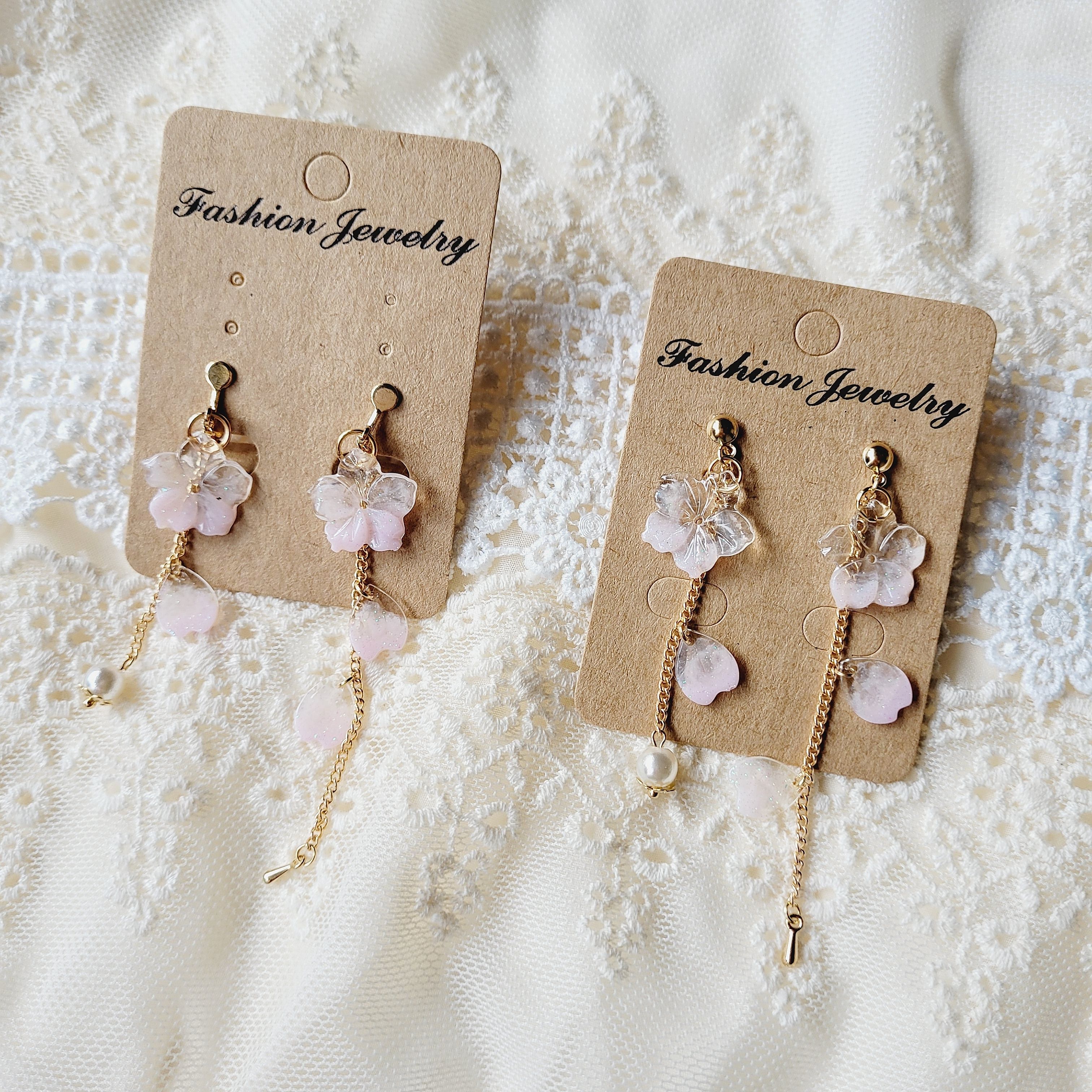 櫻花花瓣垂墜耳環