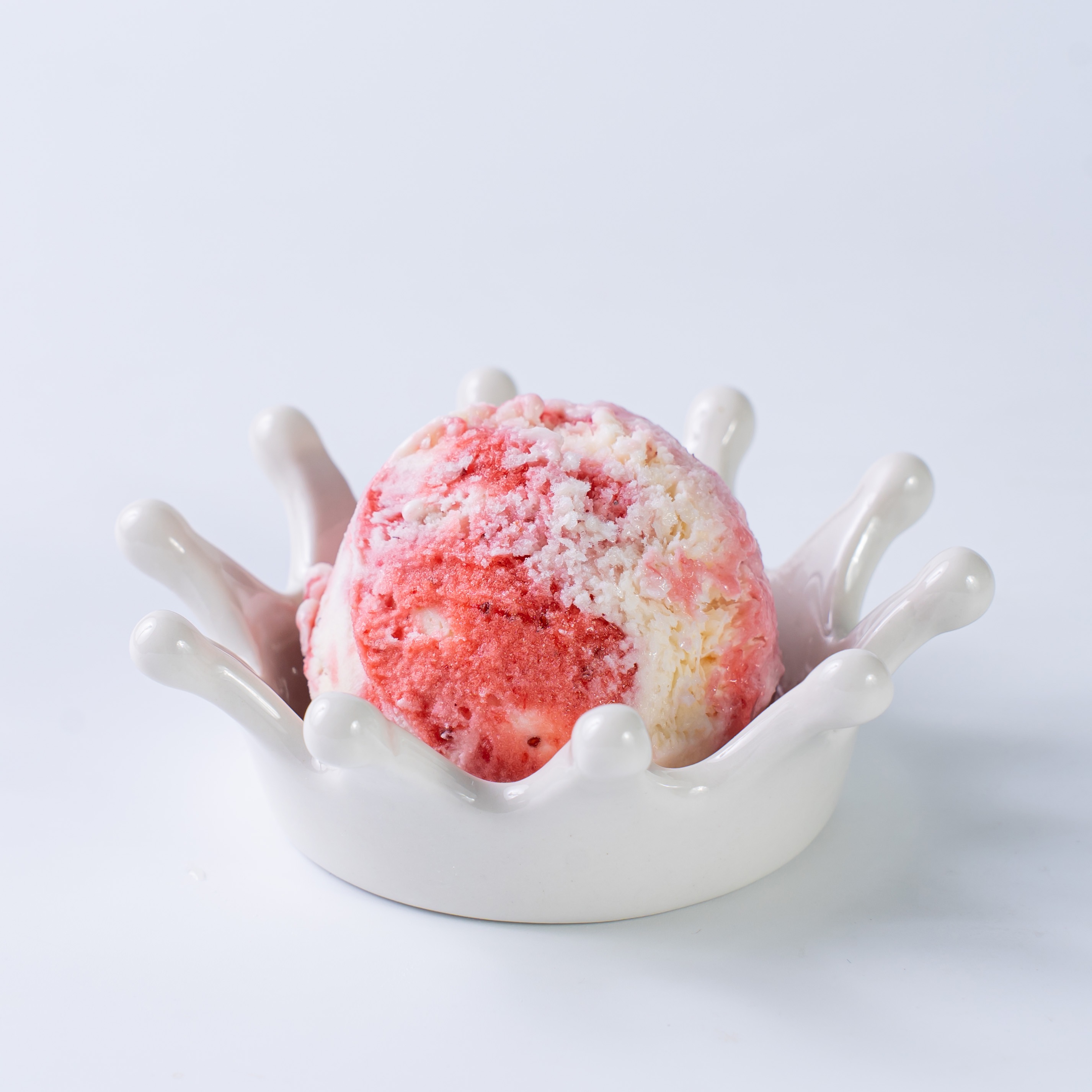 草莓牛奶大理石冰淇淋 ✅兩種選擇：家庭號/個人杯