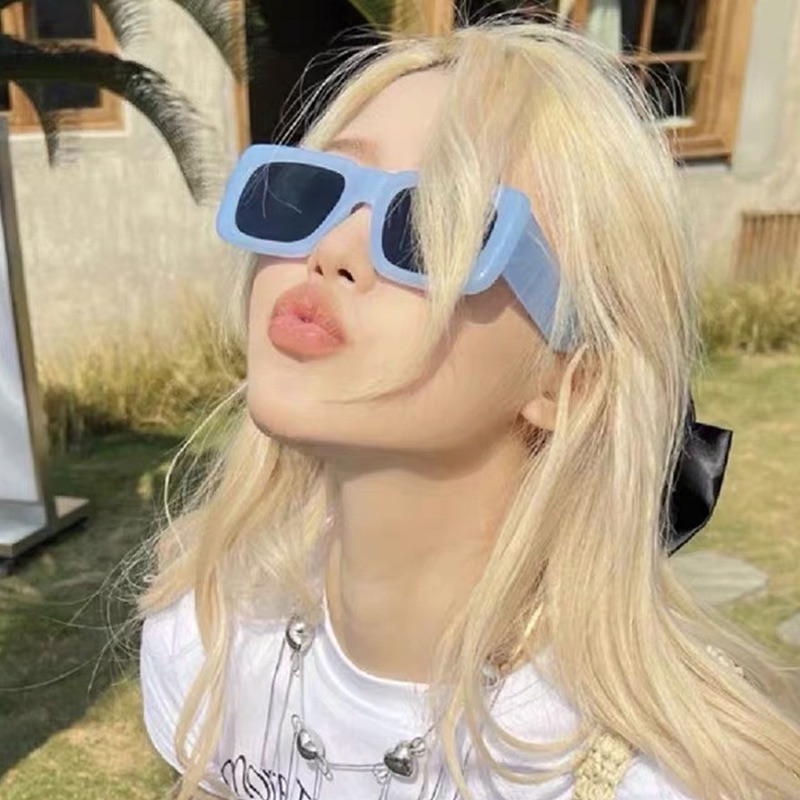 Y2K藍色方框墨鏡