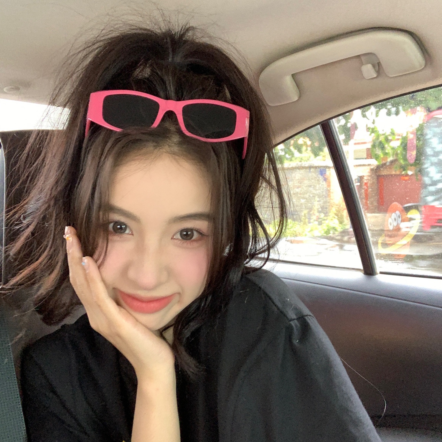 粉色小框字母墨鏡