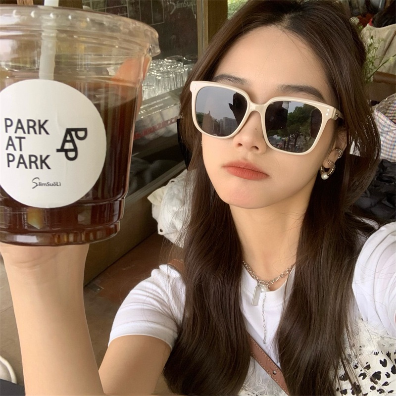 韓版墨鏡（兩色）